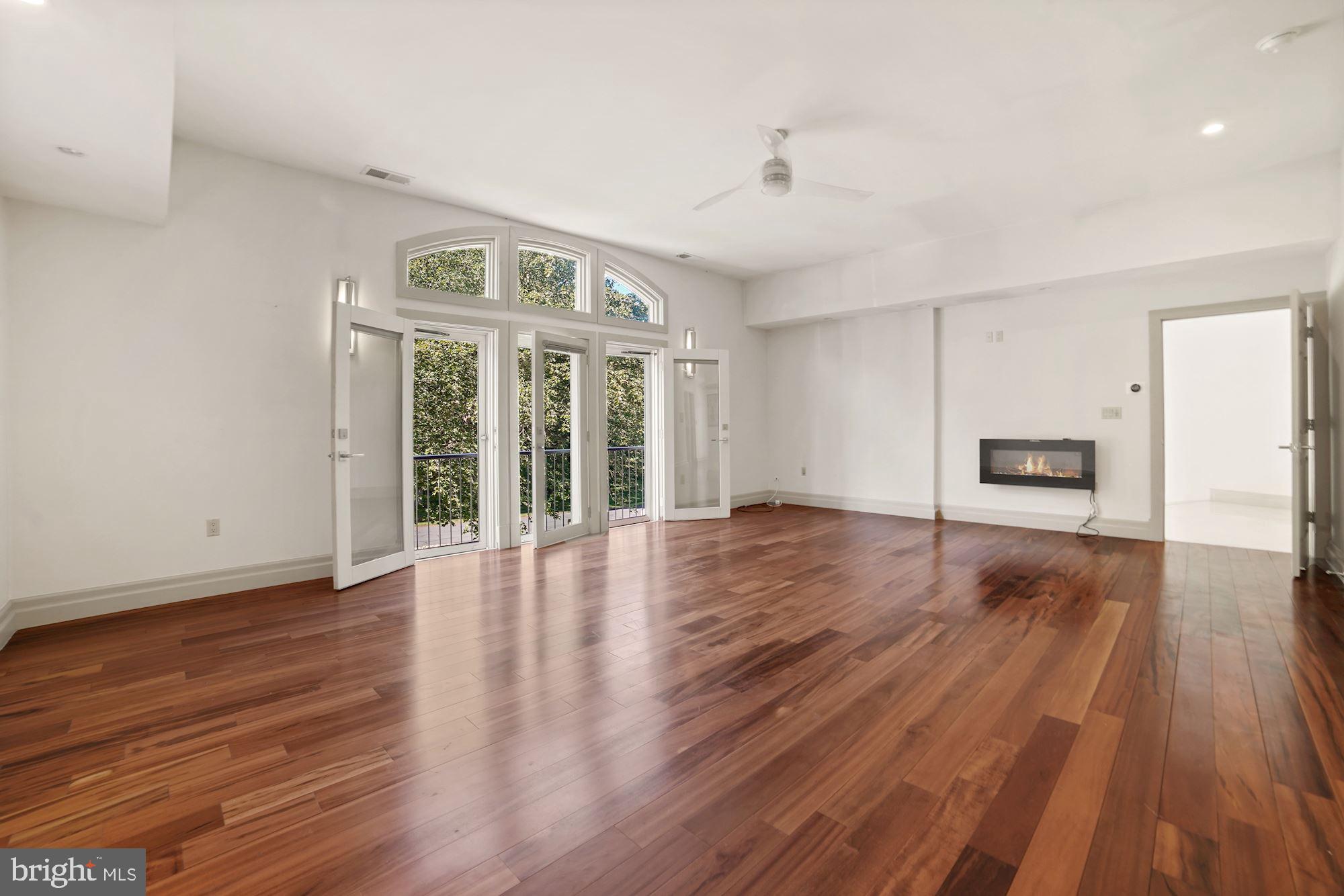 NORBECK KNOLLS - Residential