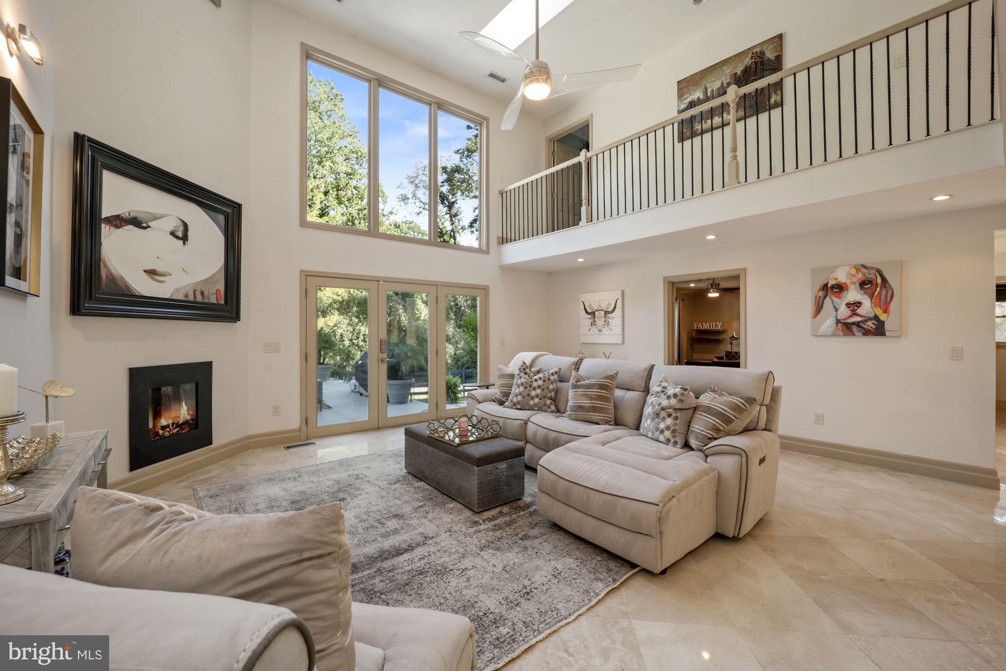 NORBECK KNOLLS - Residential