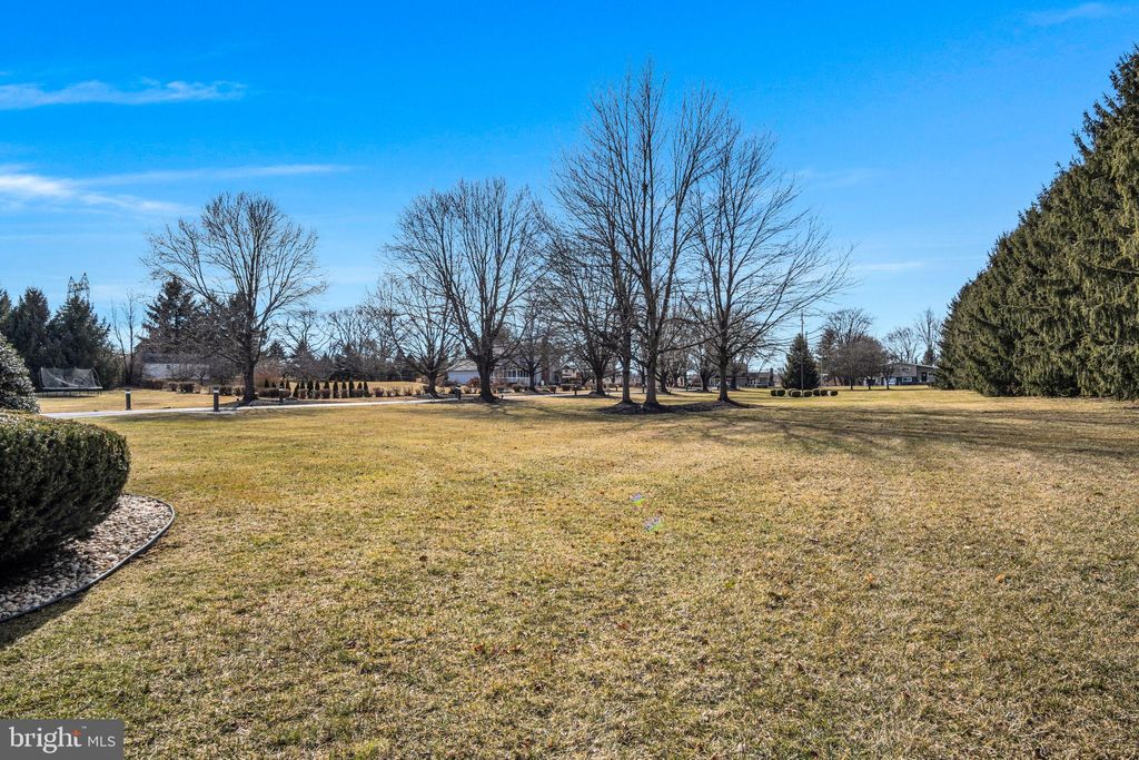 listing image 77