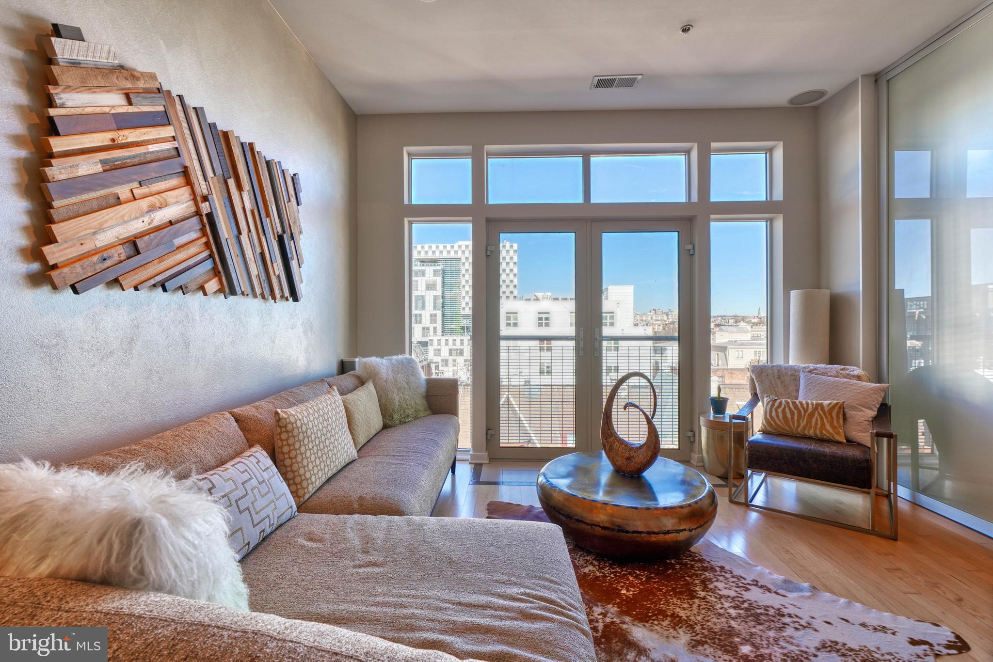 TWELVE09 - Residential