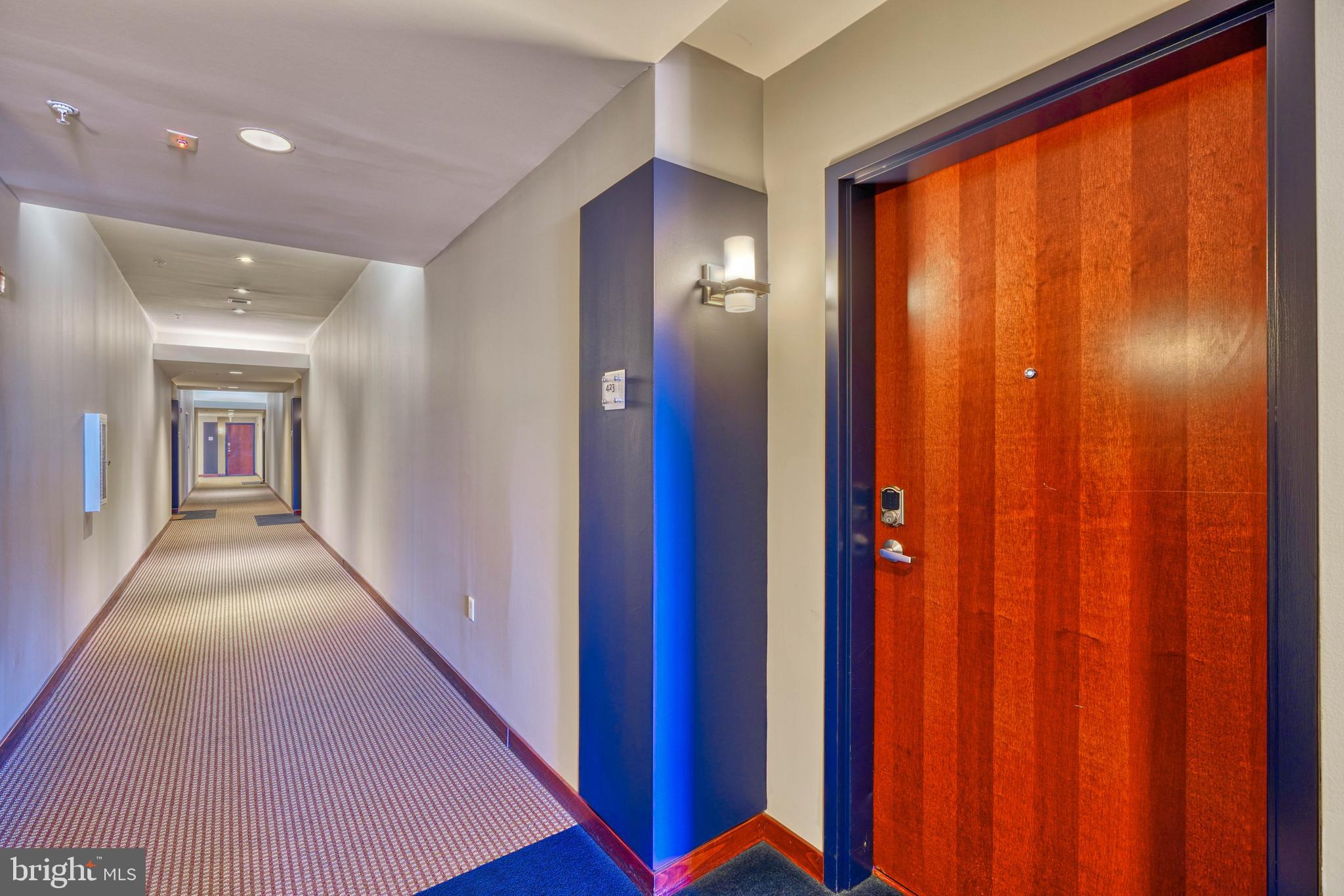 TWELVE09 - Residential