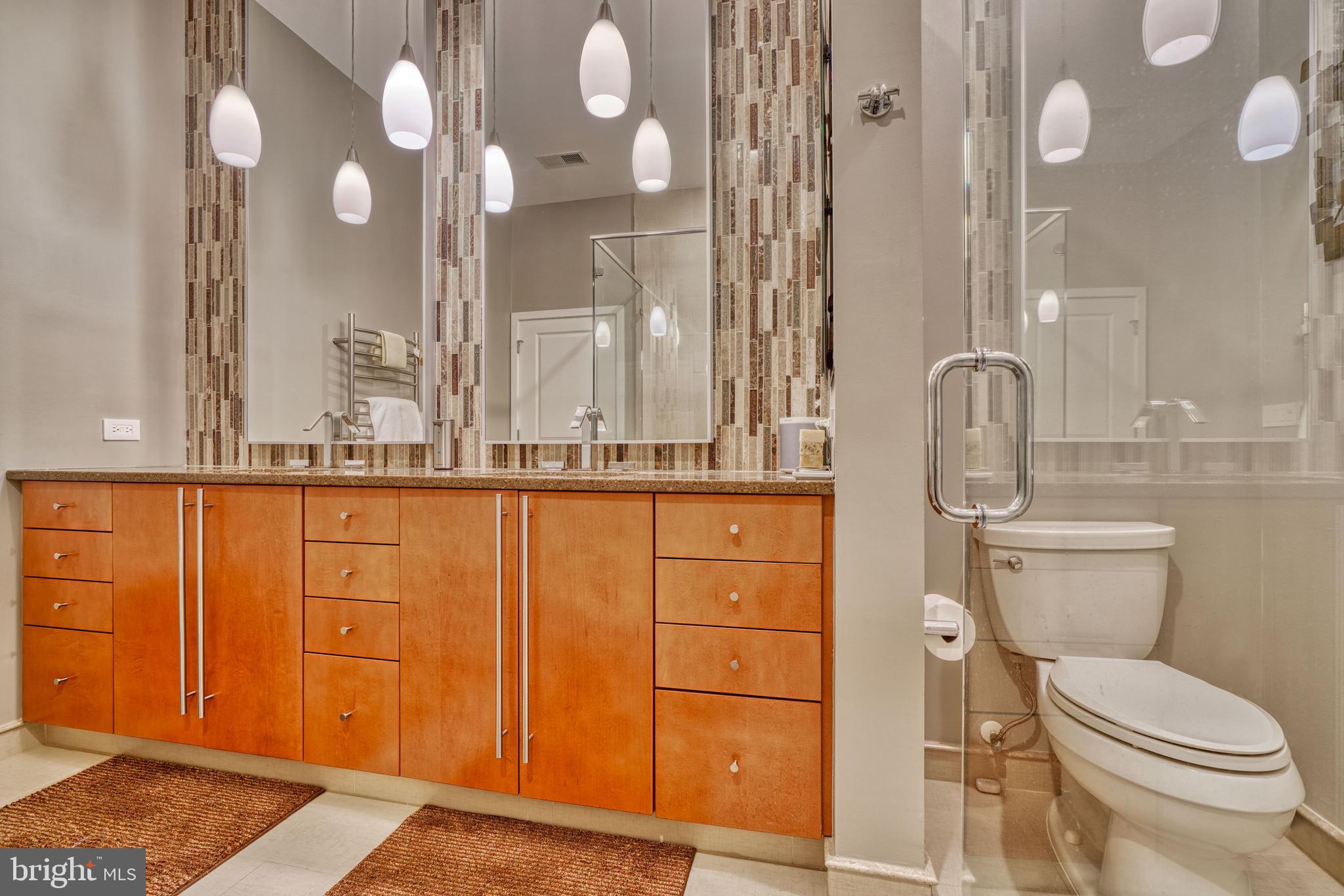 TWELVE09 - Residential