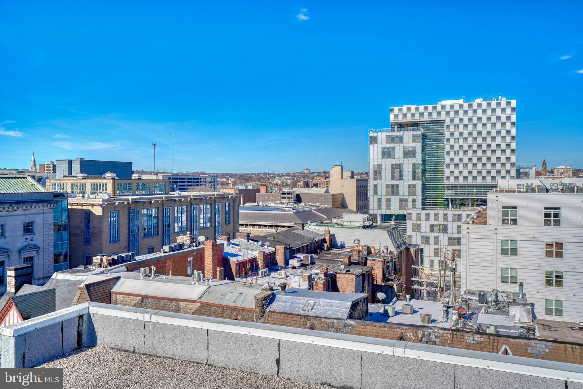 TWELVE09 - Residential