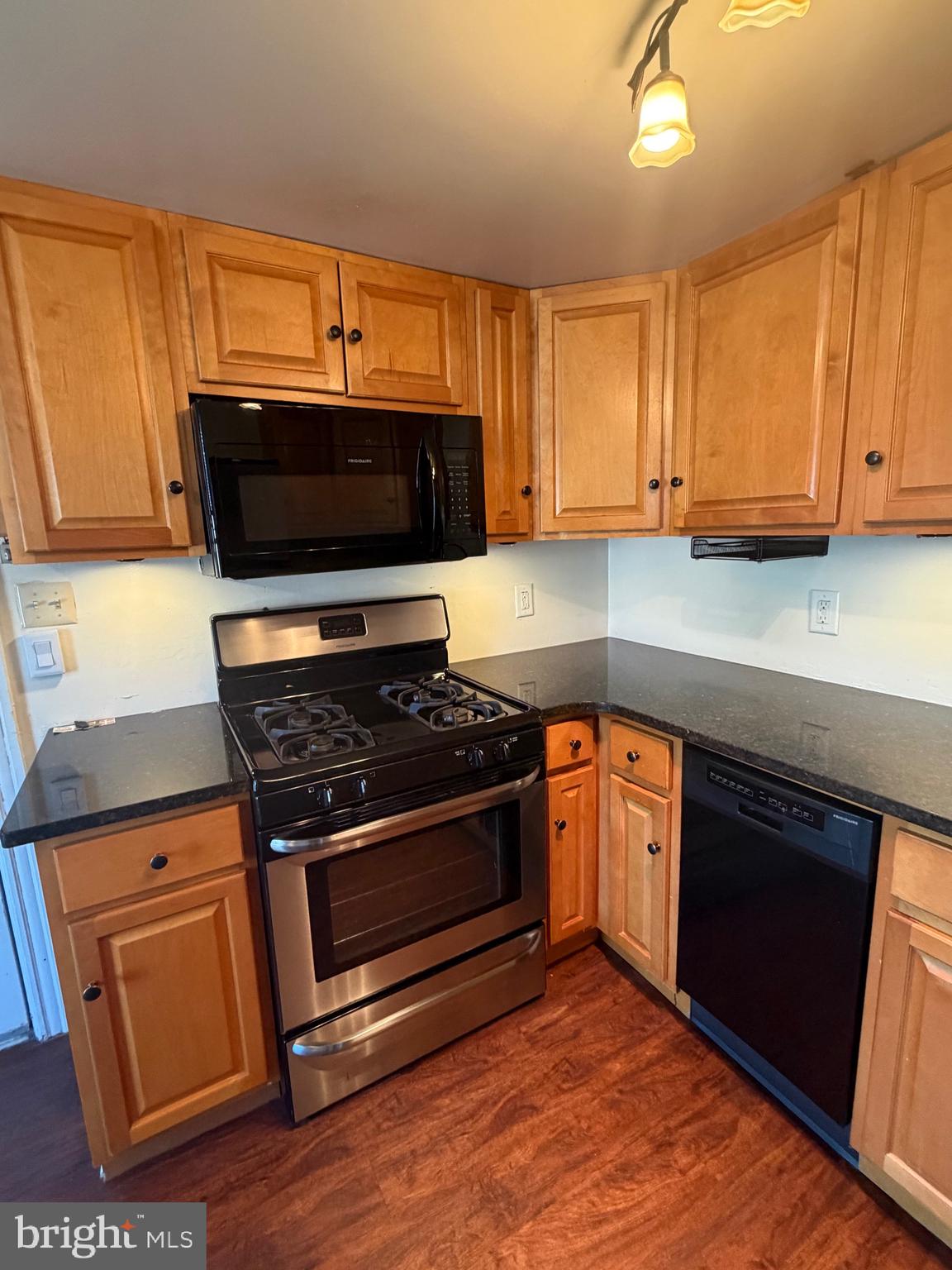 430 RIVER DRIVE 2