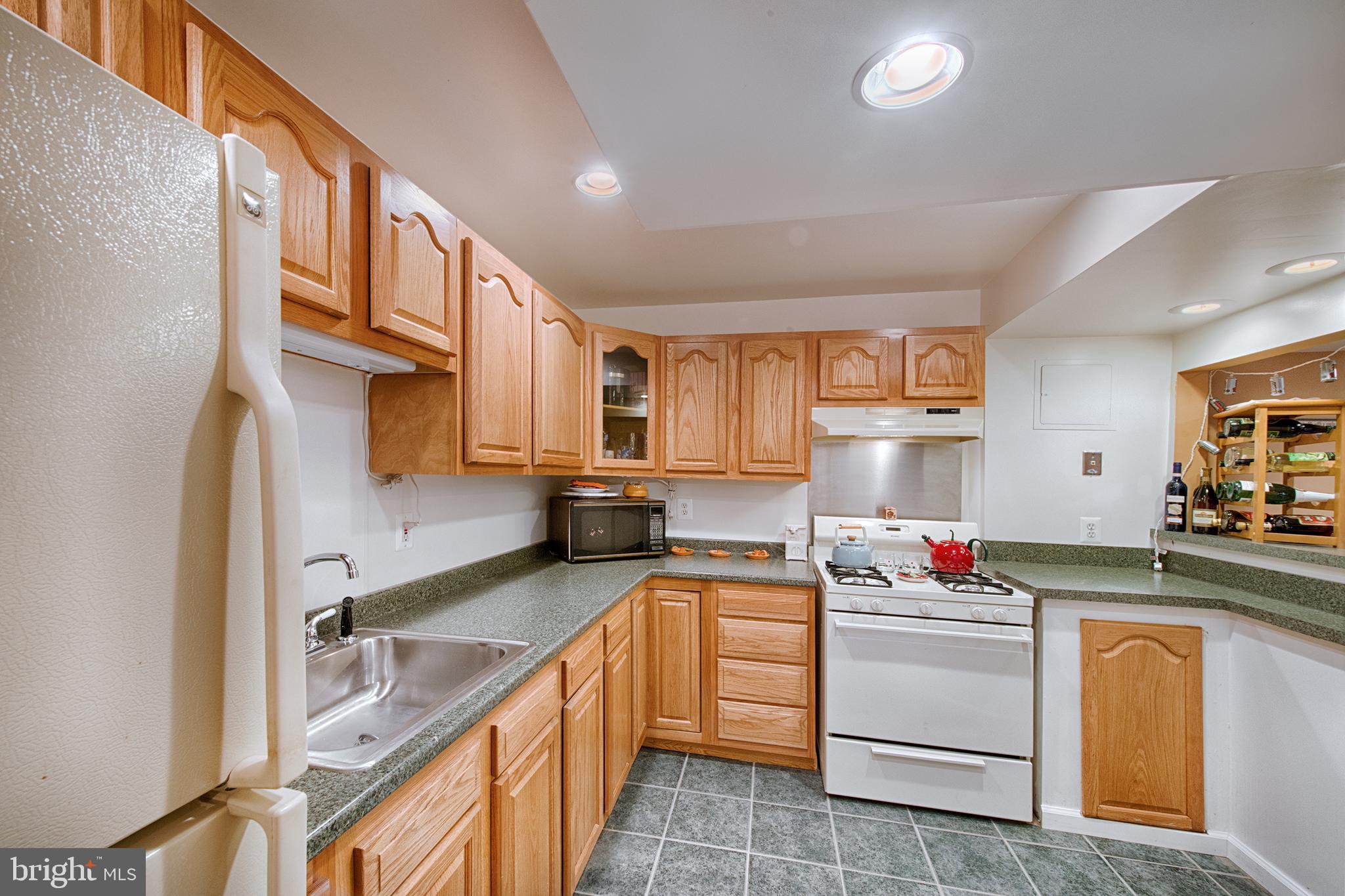 MAPLE RIDGE - Residential