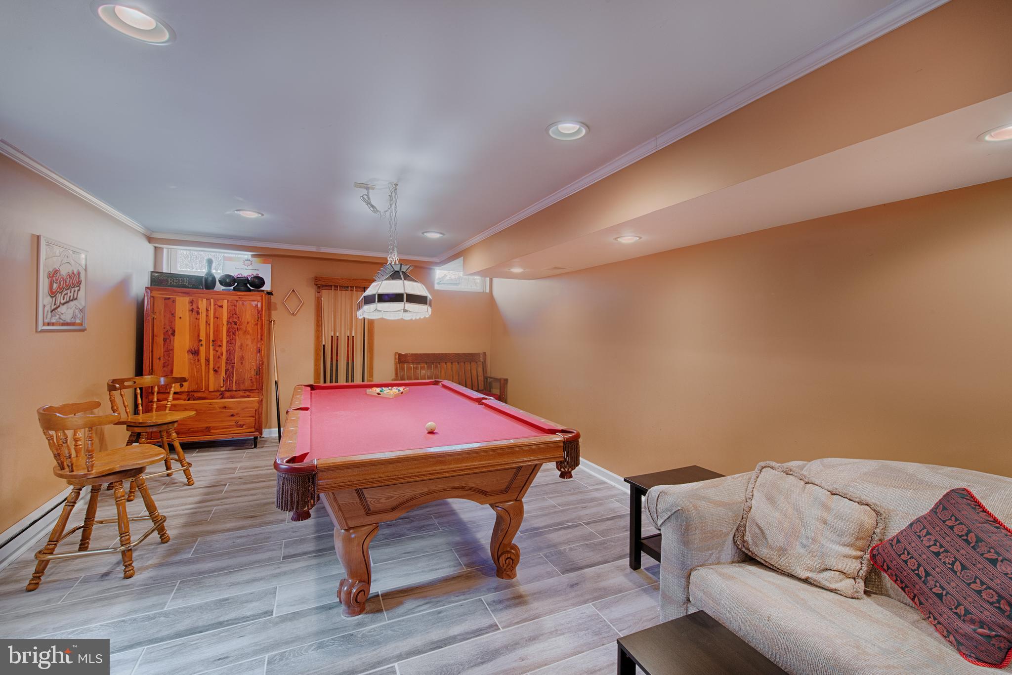 MAPLE RIDGE - Residential