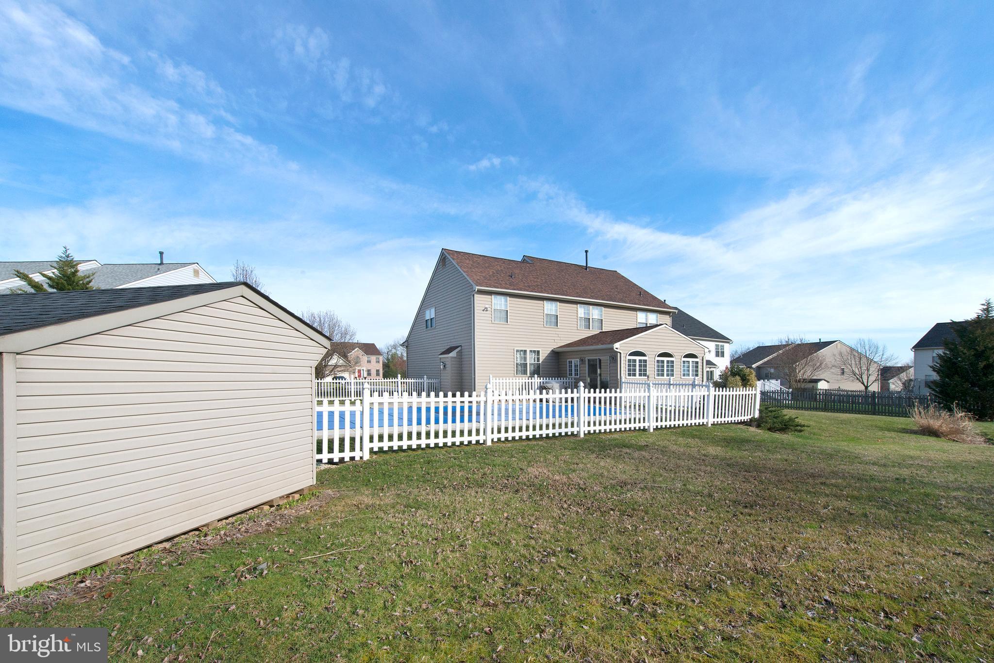 MAPLE RIDGE - Residential