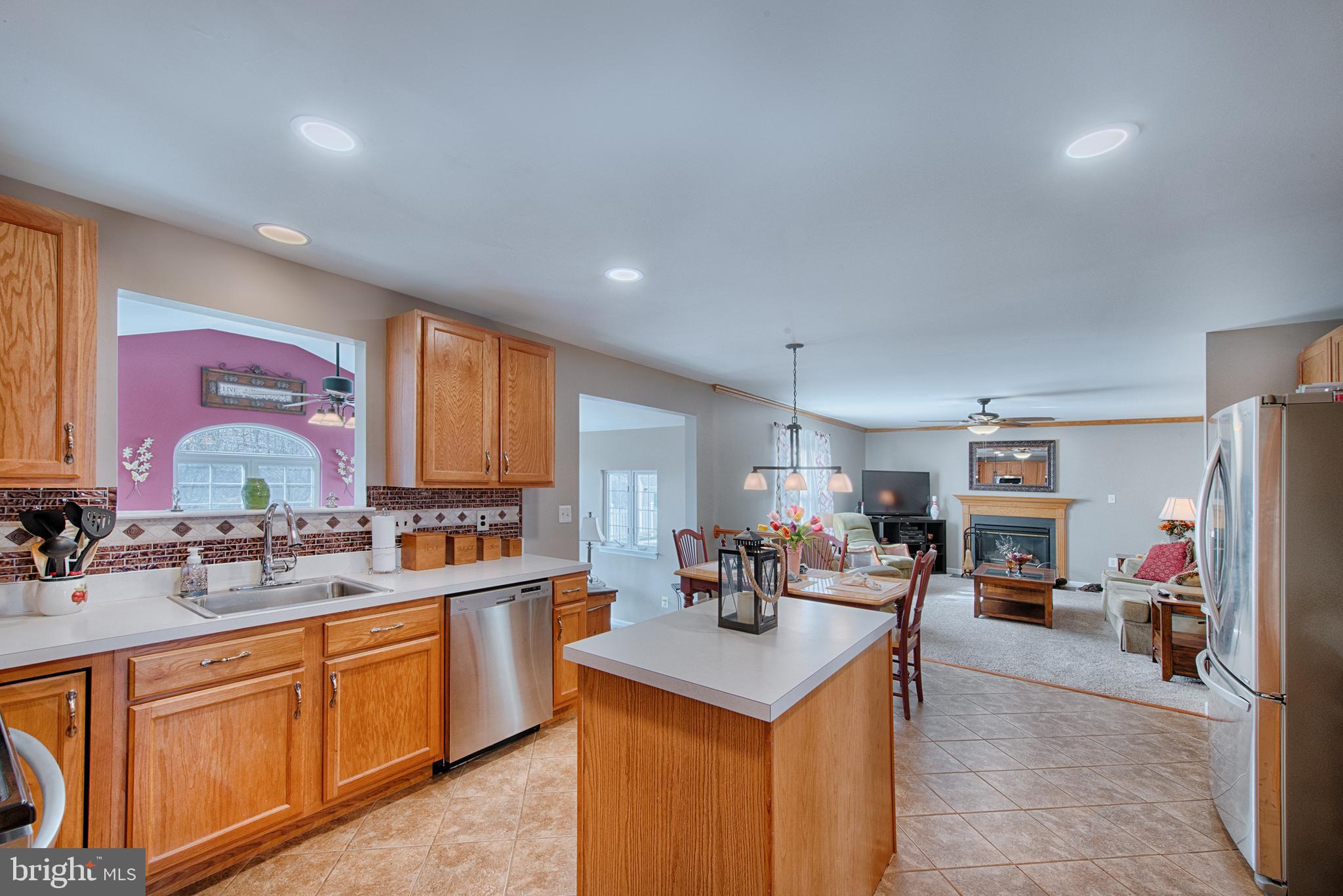 MAPLE RIDGE - Residential