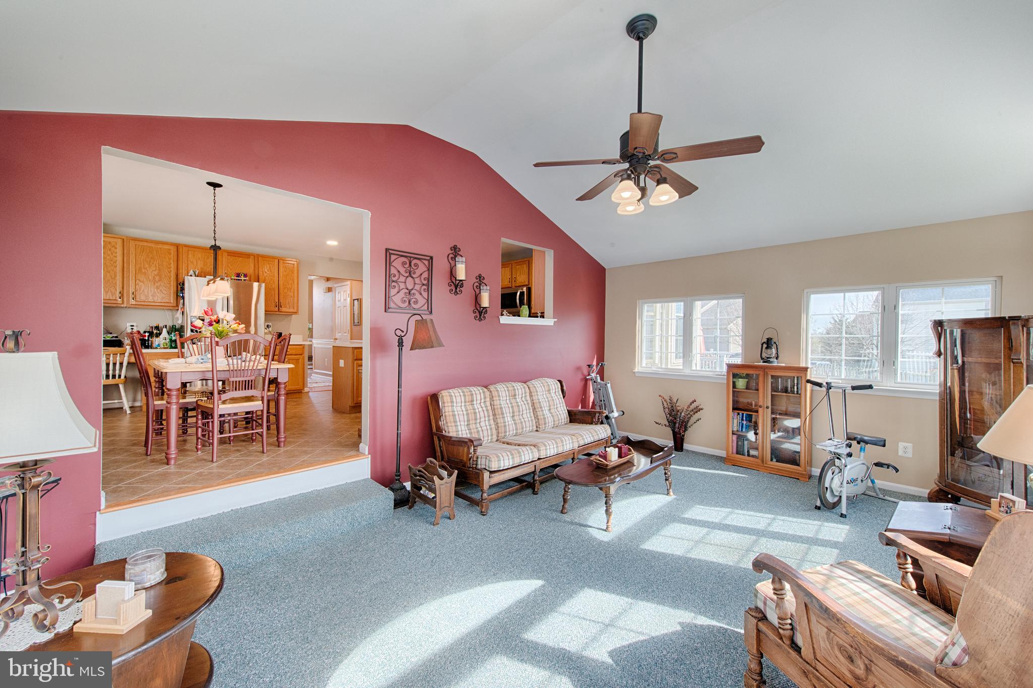 MAPLE RIDGE - Residential