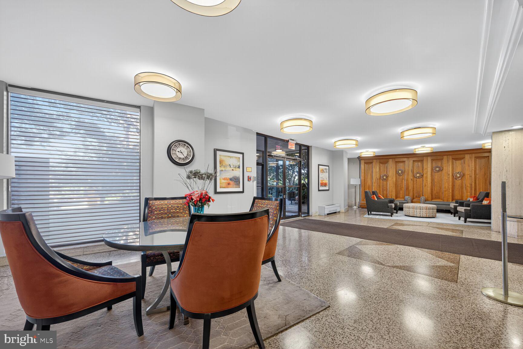 UNIVERSITY TOWERS CODM - Residential