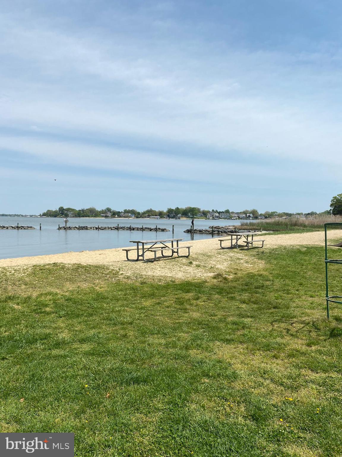 SELBY ON THE BAY - Residential