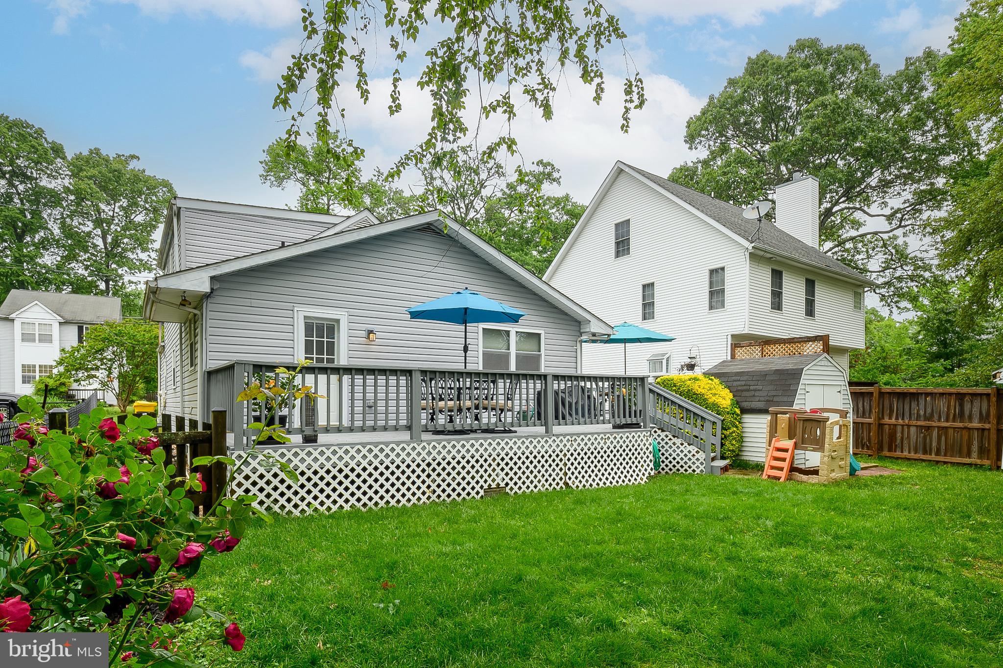 SELBY ON THE BAY - Residential