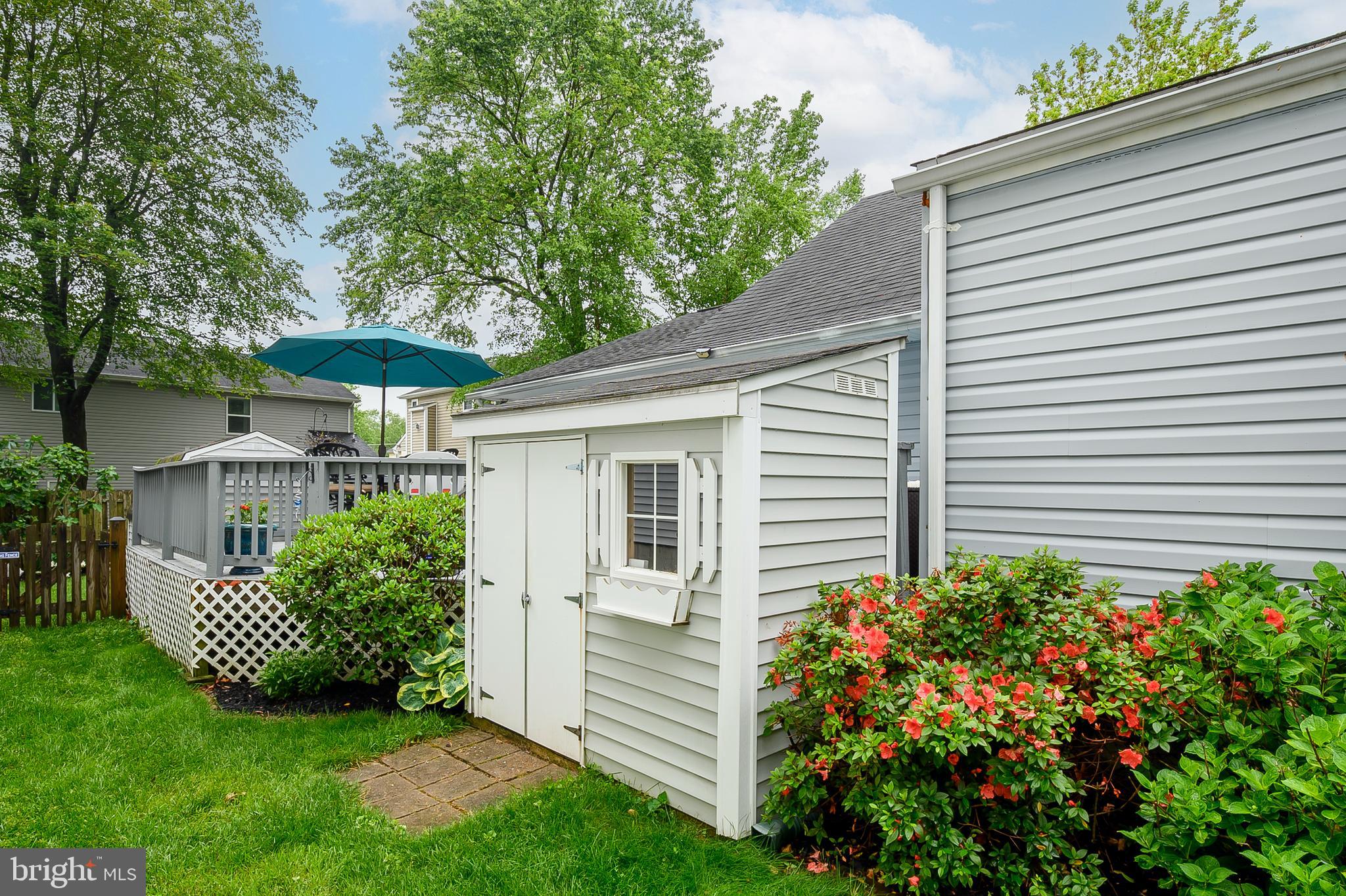 SELBY ON THE BAY - Residential