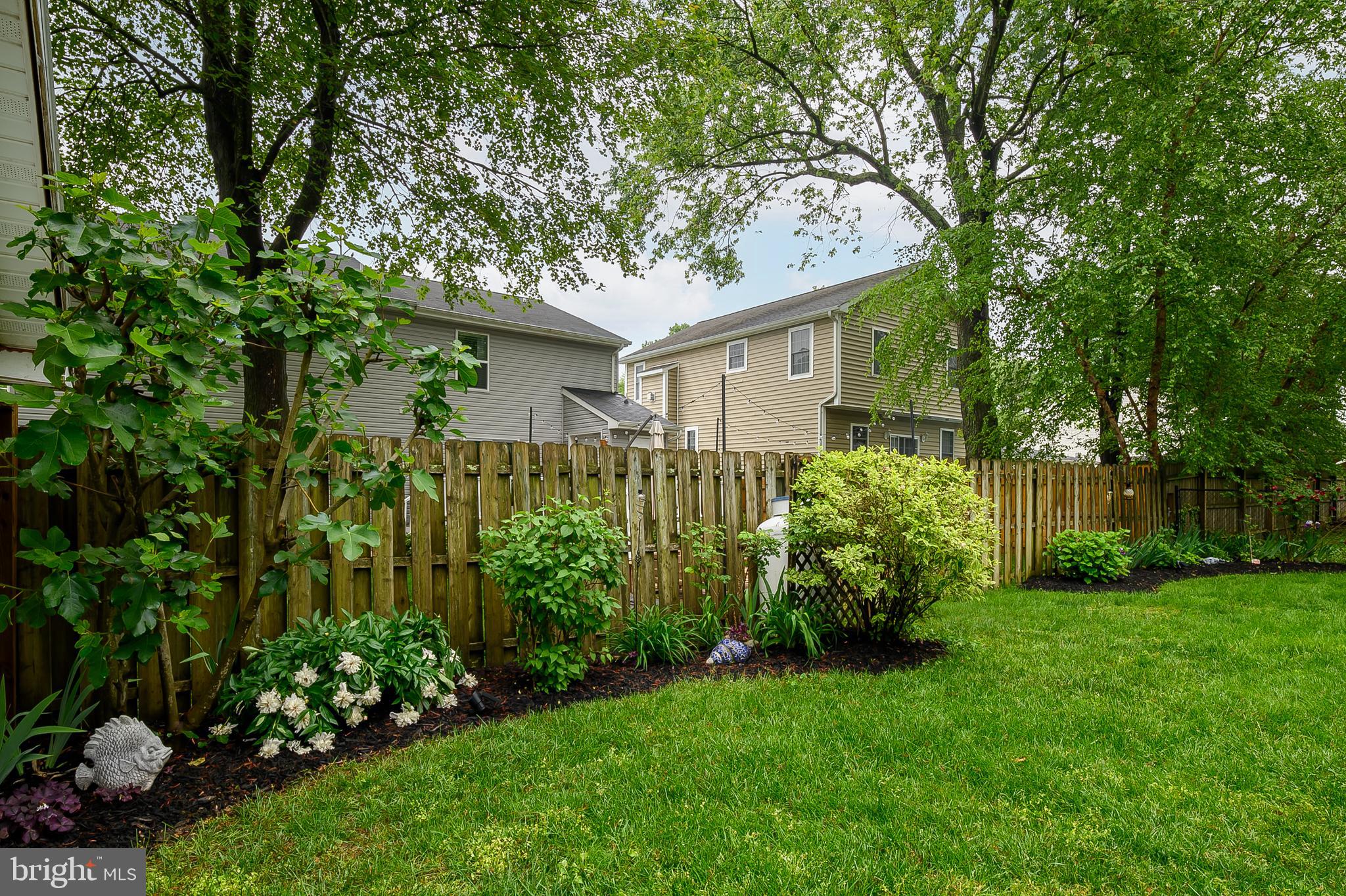 SELBY ON THE BAY - Residential