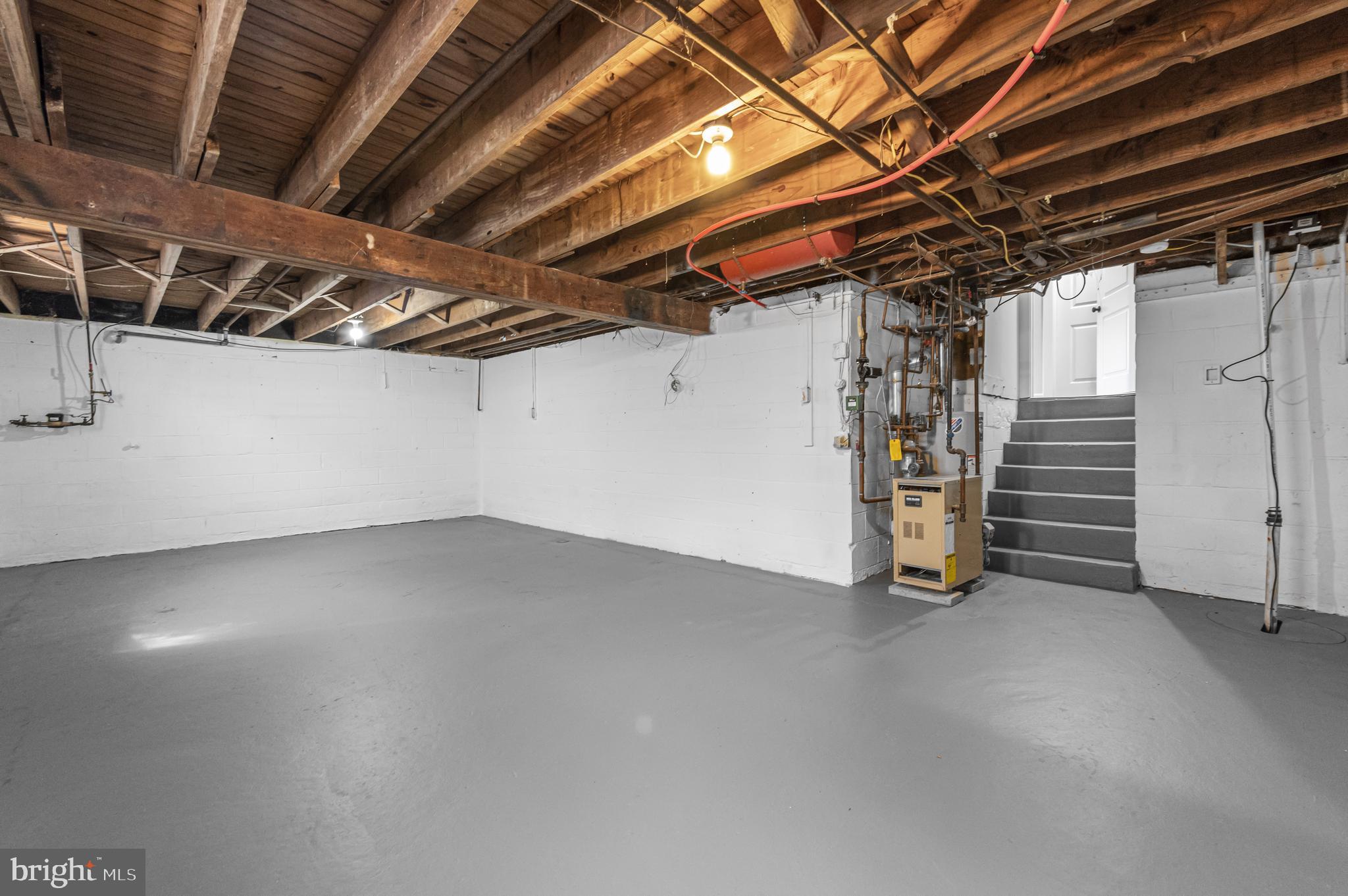 LOWELL HILLS - Residential