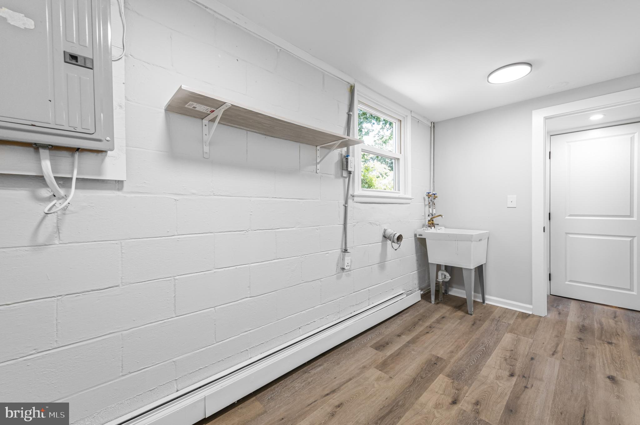 LOWELL HILLS - Residential