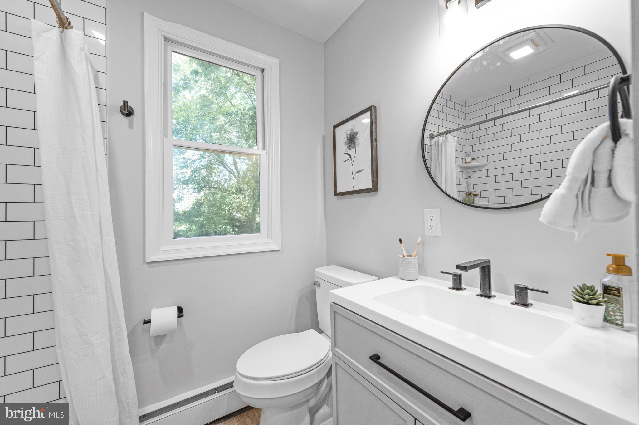 LOWELL HILLS - Residential