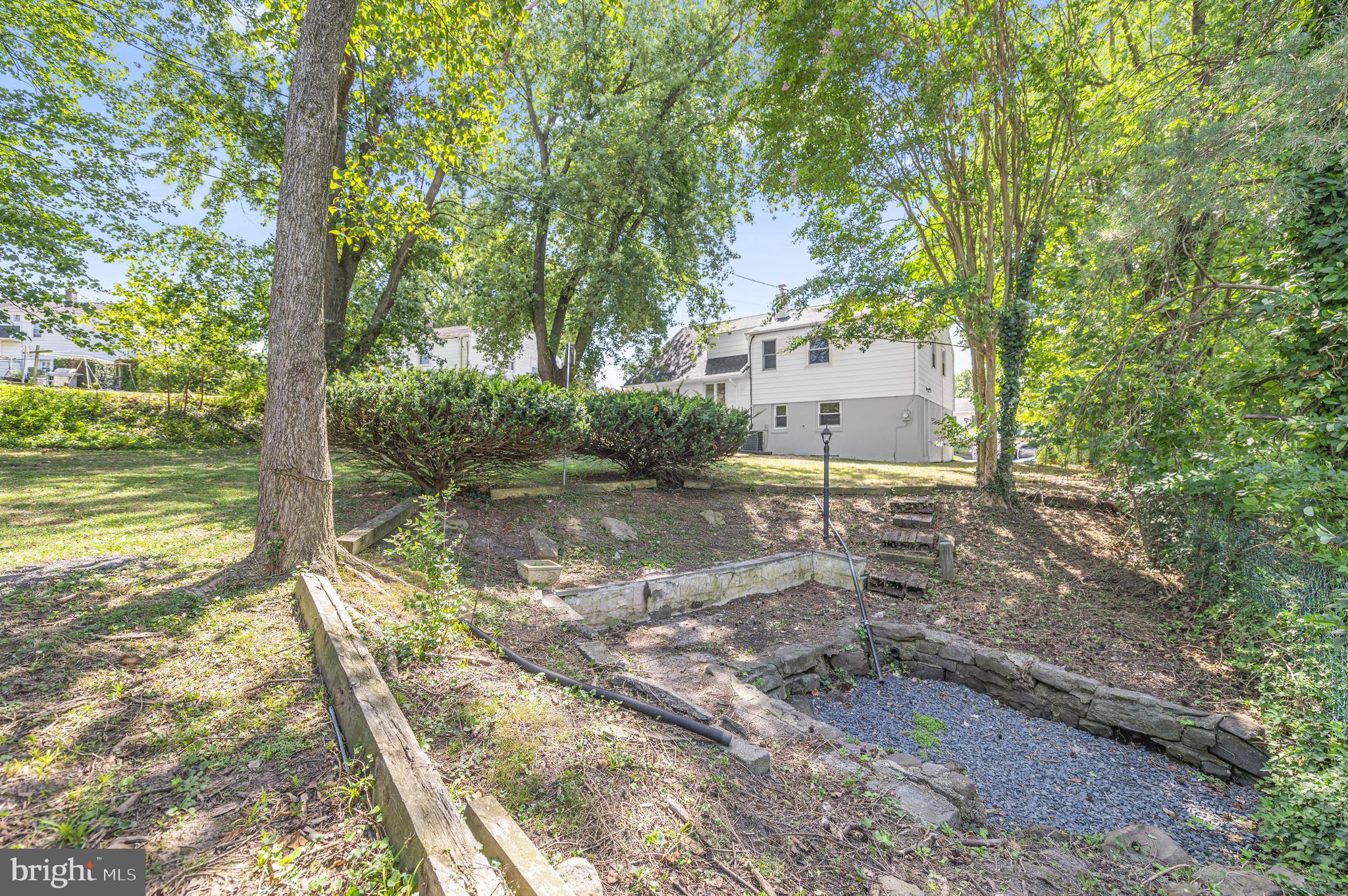 LOWELL HILLS - Residential