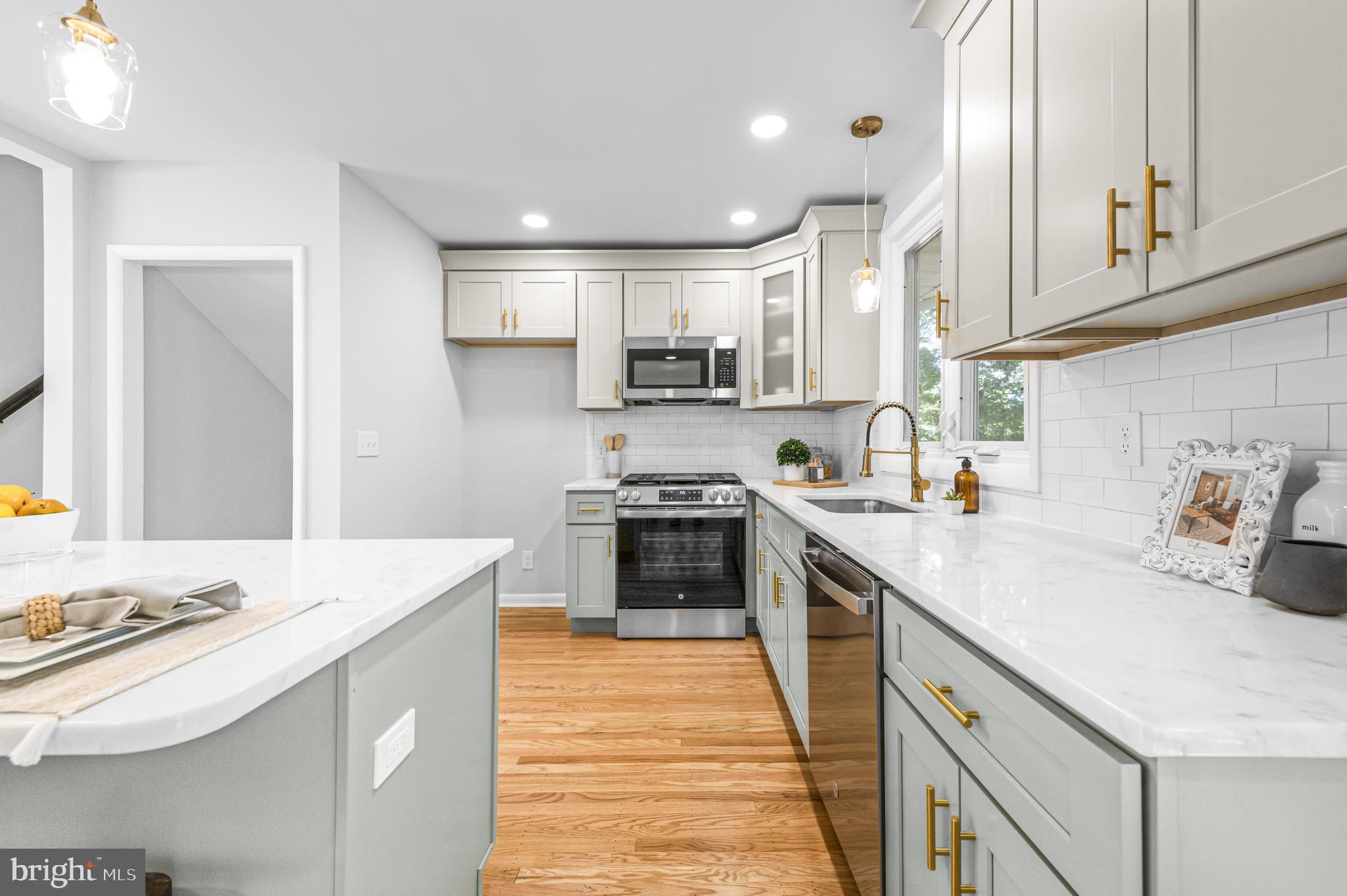 LOWELL HILLS - Residential