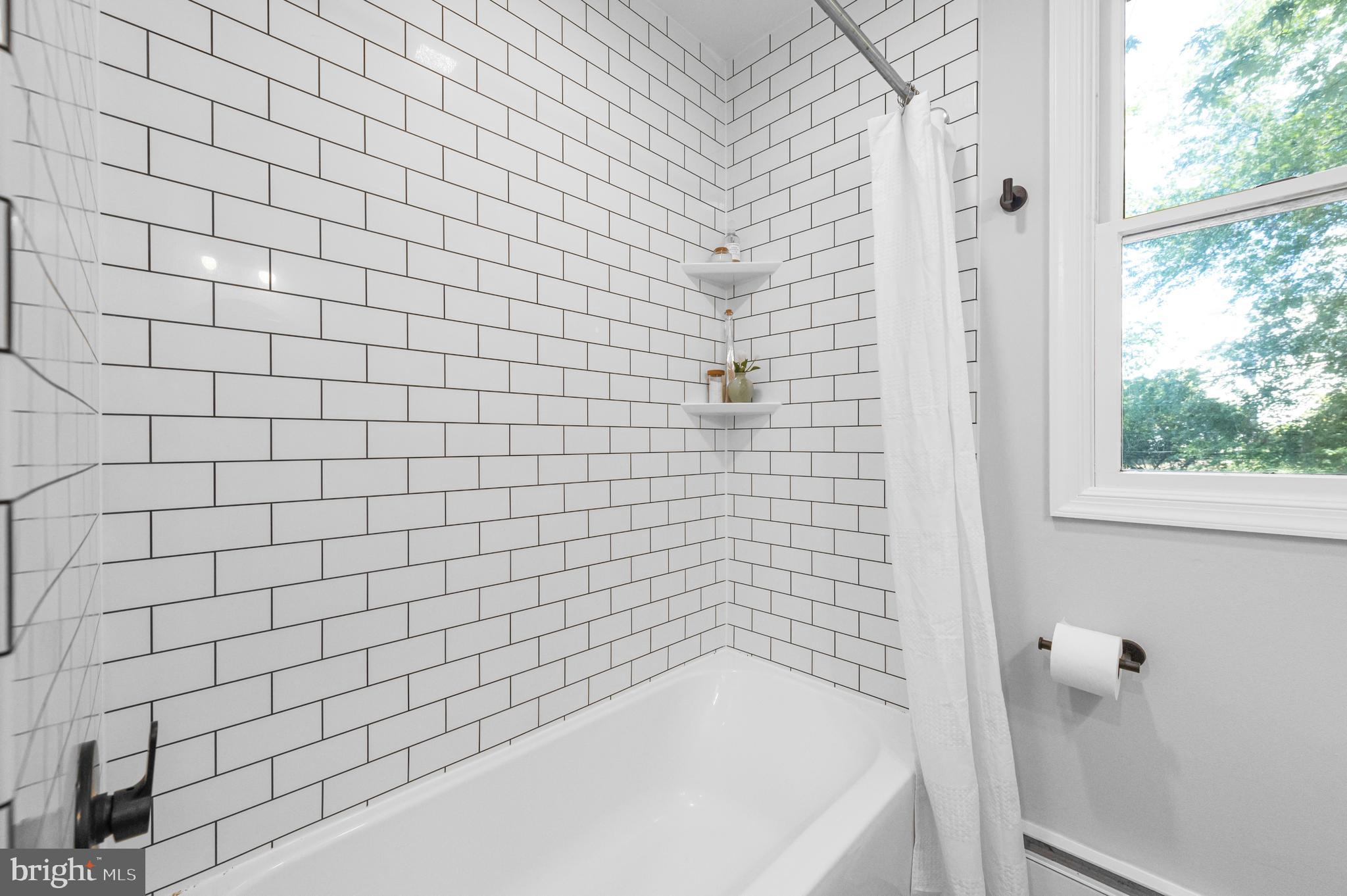 LOWELL HILLS - Residential