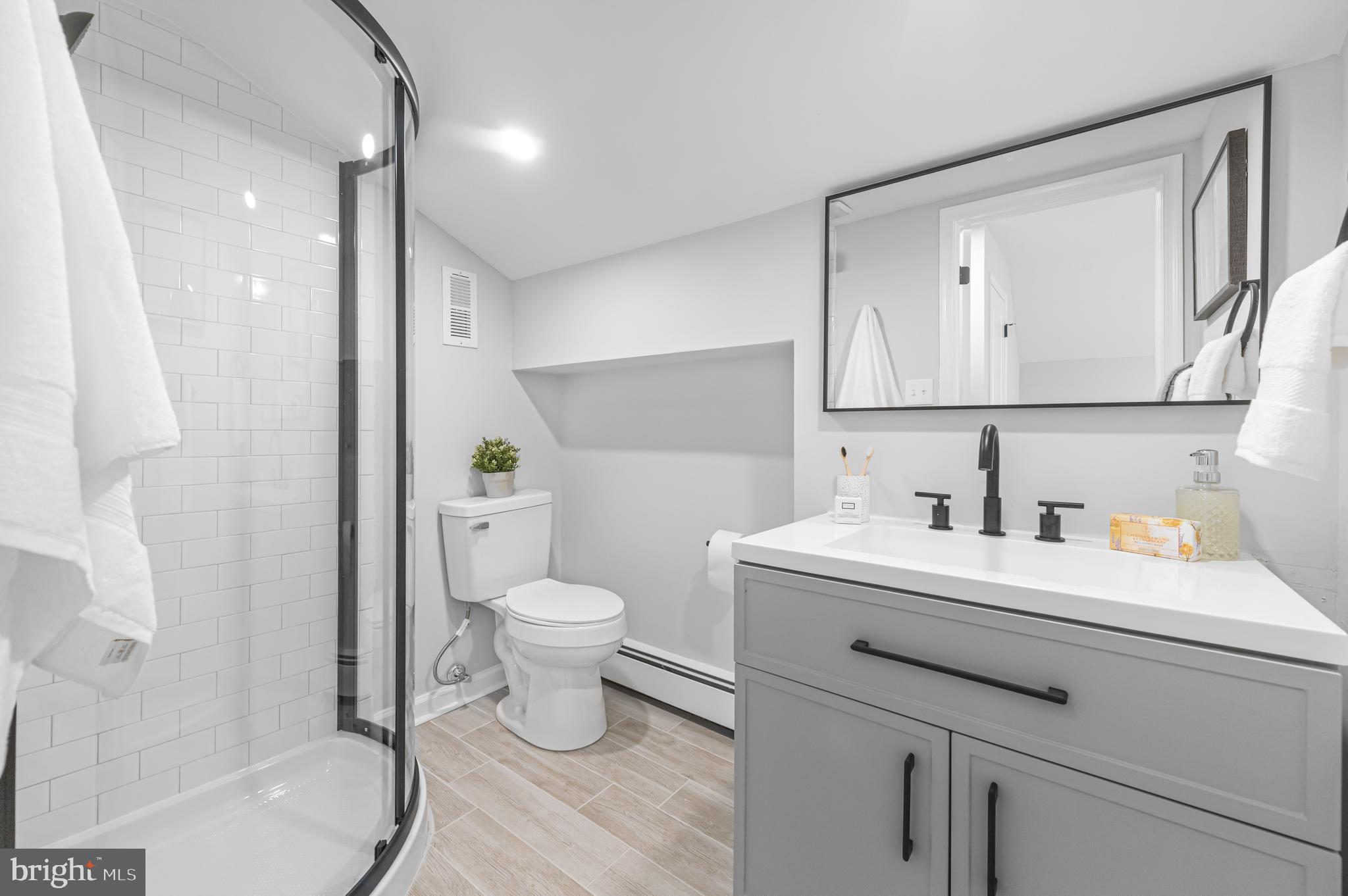 LOWELL HILLS - Residential