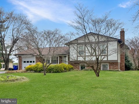 Photo of 7993 Pleasant Court, FREDERICK, MD 21701 (MLS # MDFR2079386)