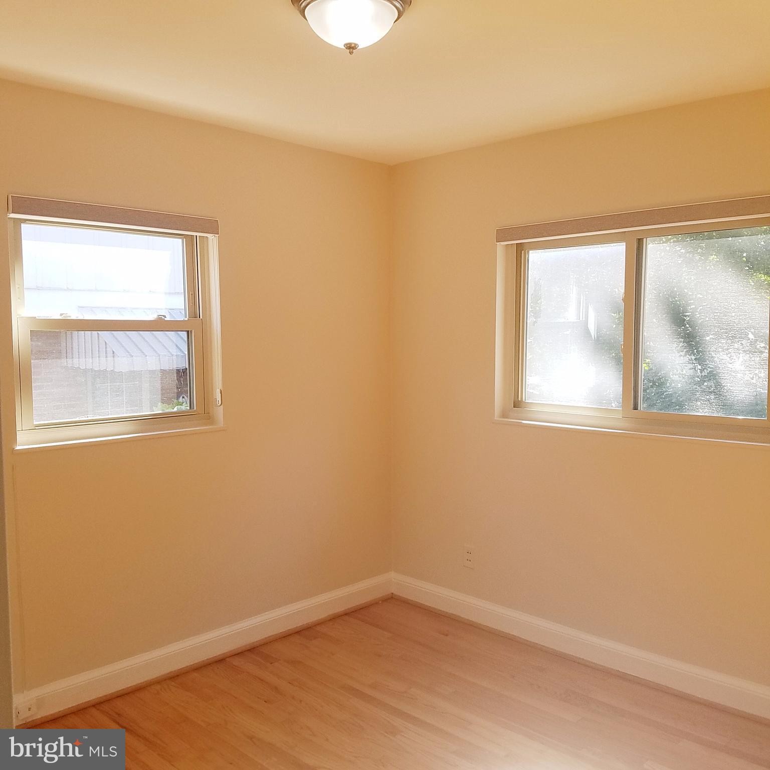 TEMPLE PARK - Residential Lease