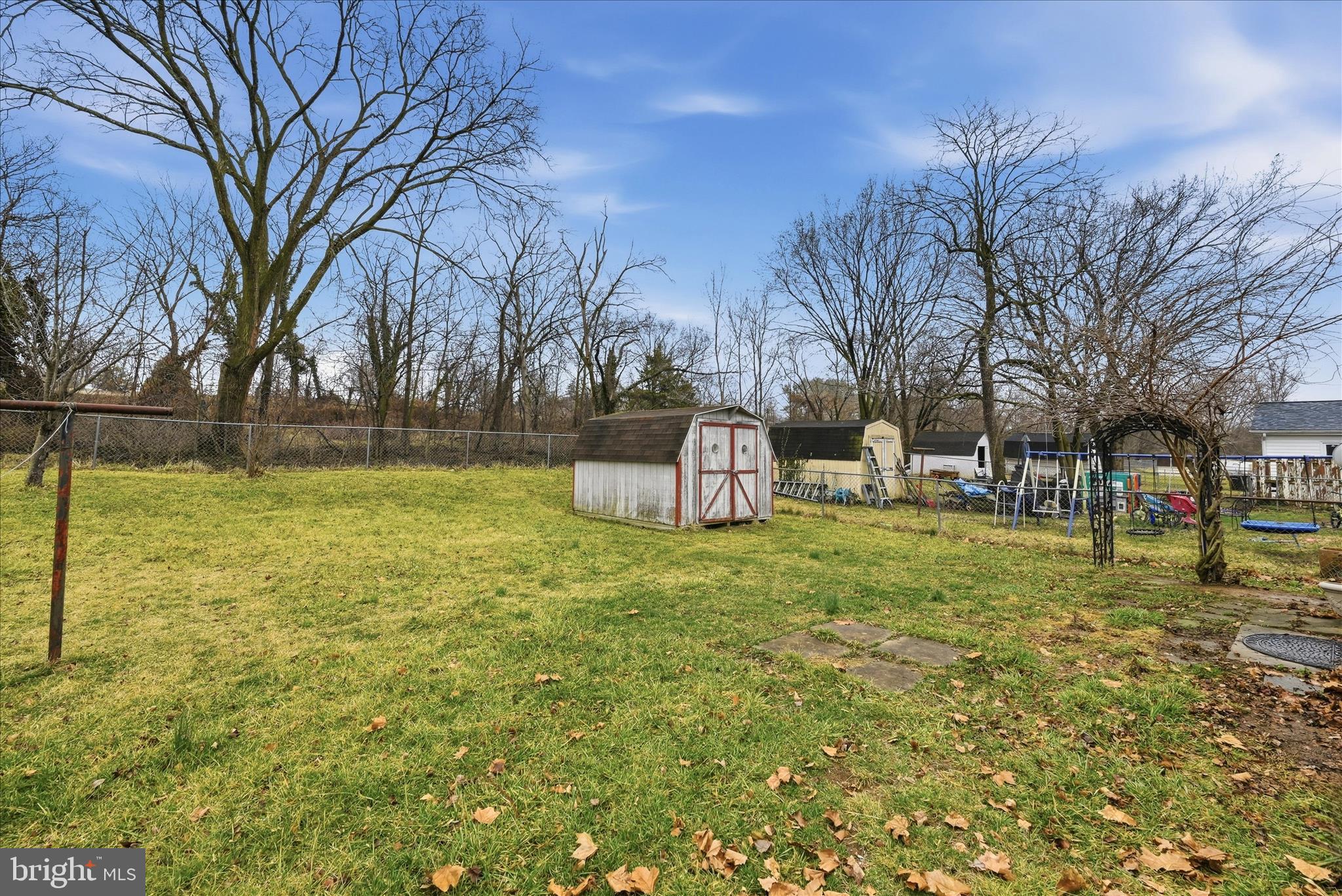 FOREST HILLS - Residential