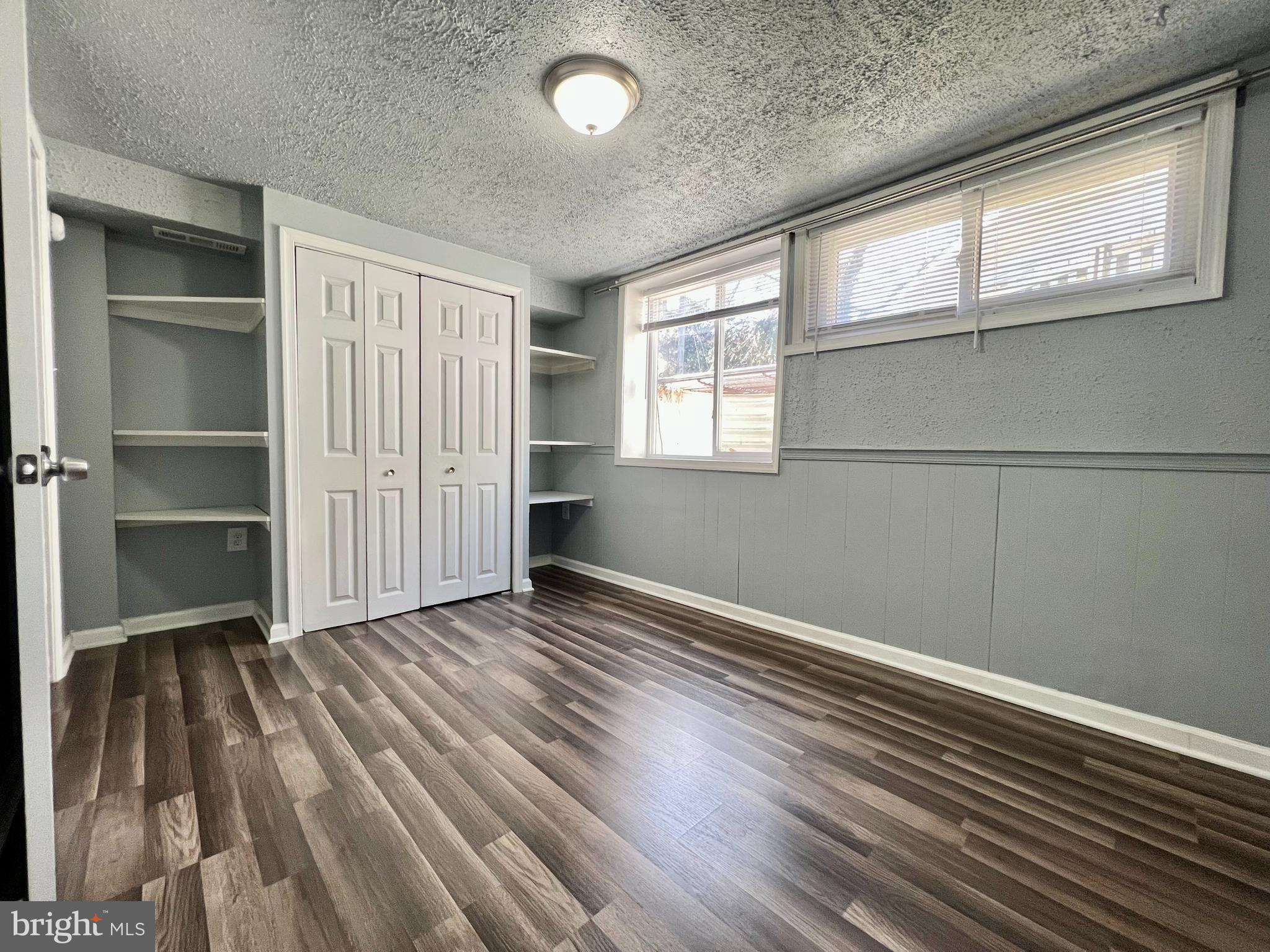 GLASS HILL MANOR - Residential Lease