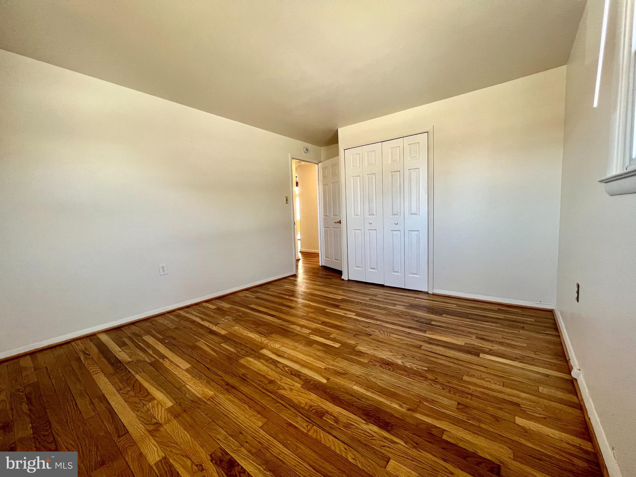 GLASS HILL MANOR - Residential Lease