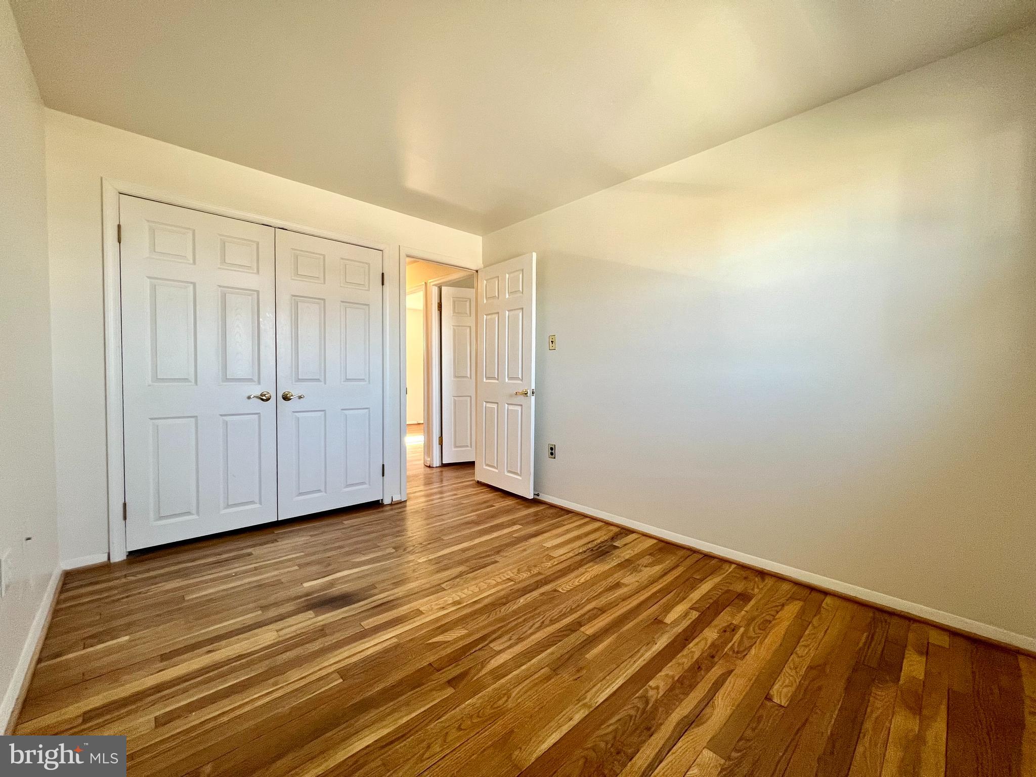 GLASS HILL MANOR - Residential Lease