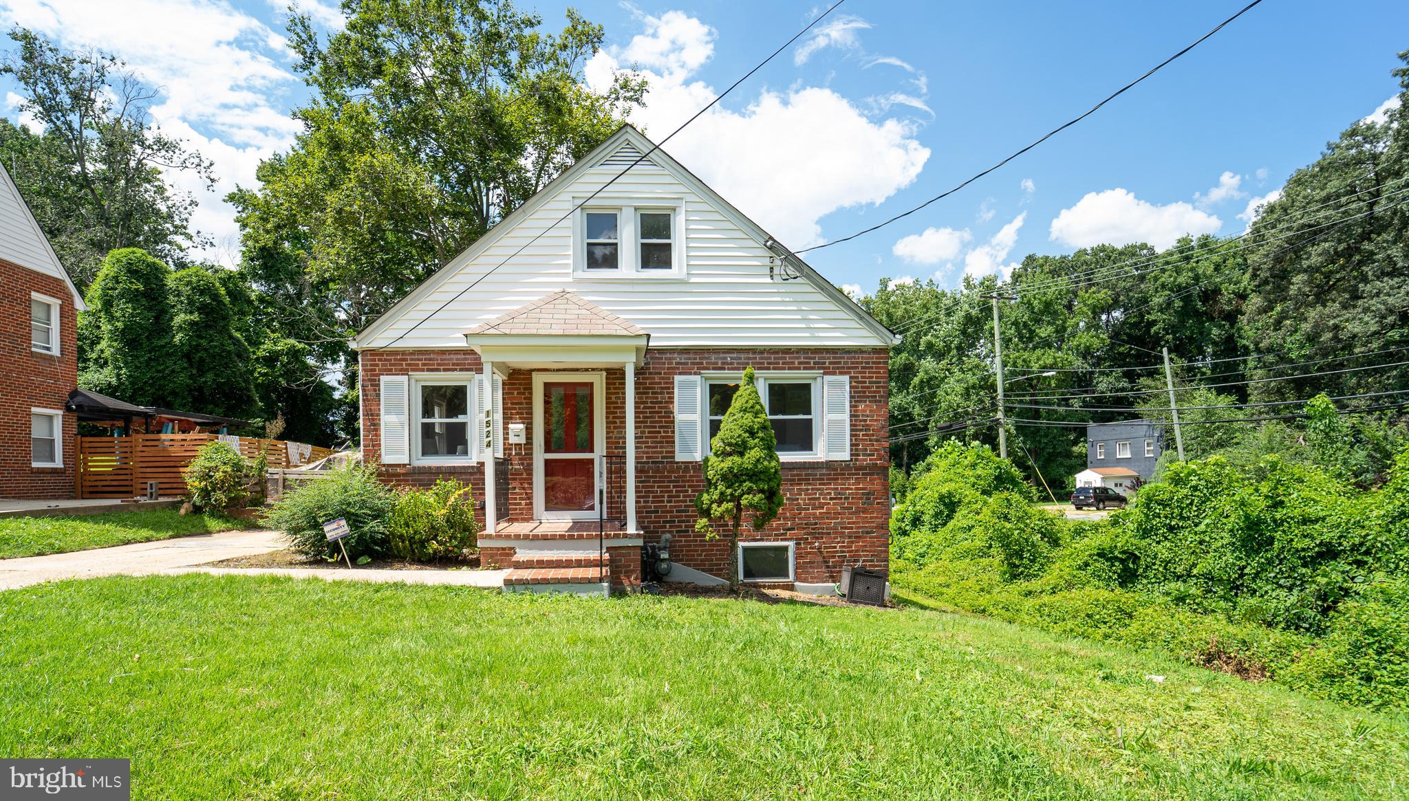 ENGLEWOOD - Residential