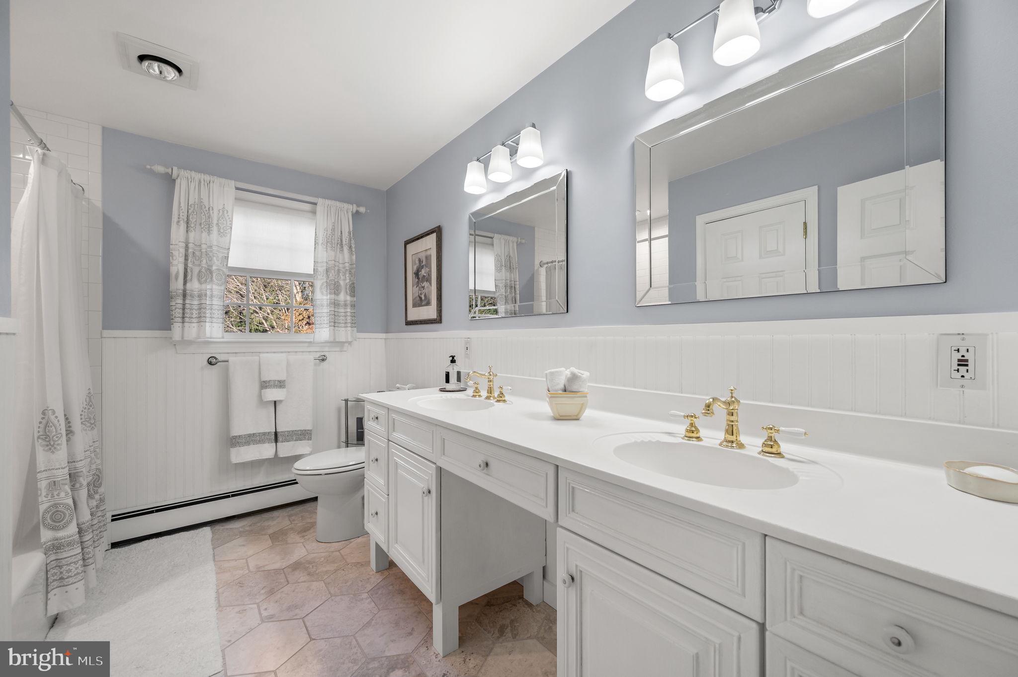SPRING MILL FARMS - Residential