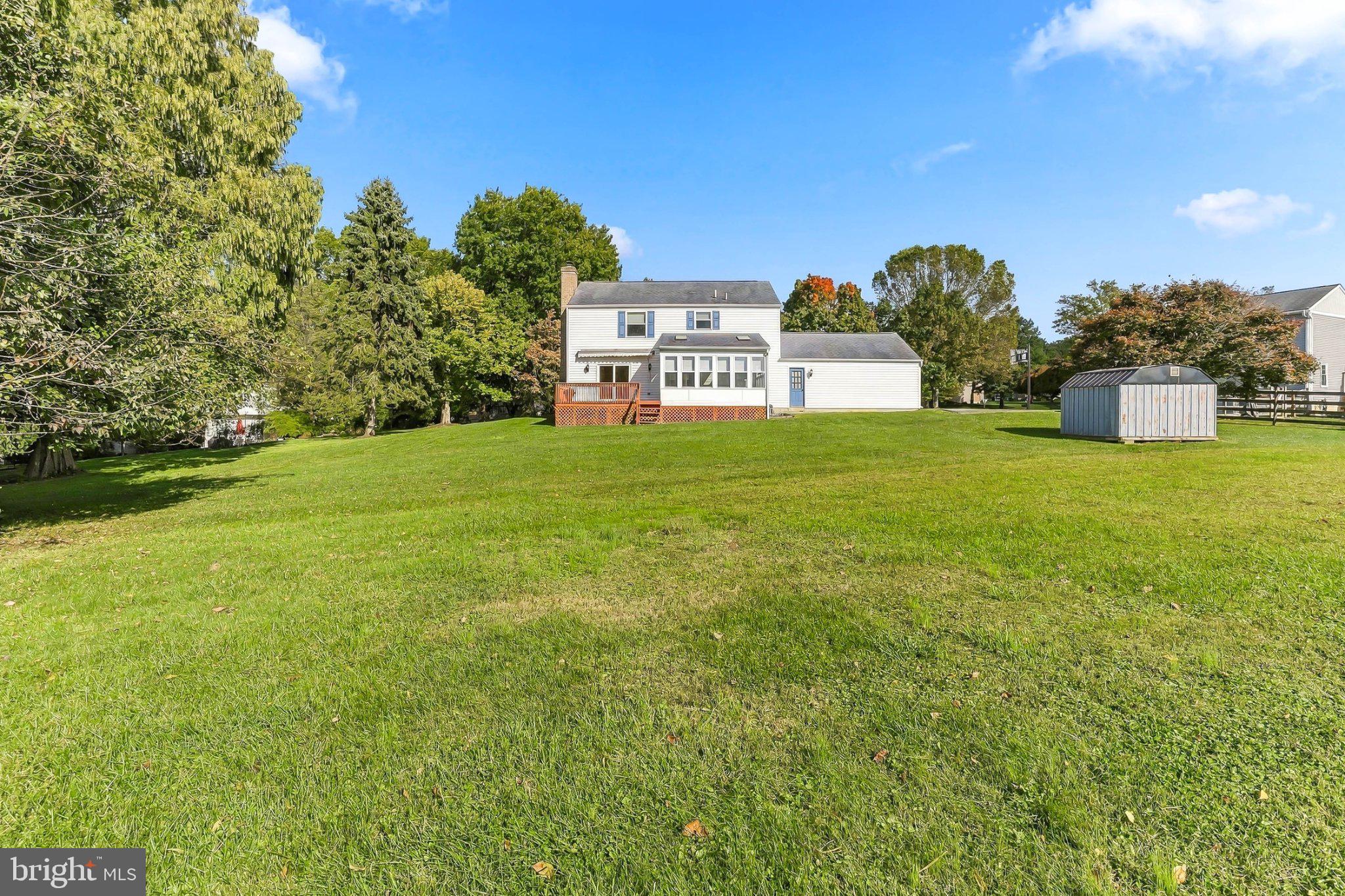 916 THORNE DRIVE