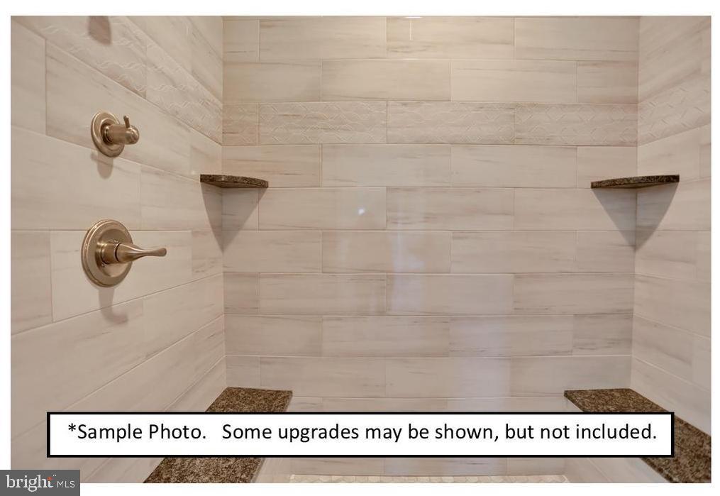 RIVER CREST - Residential