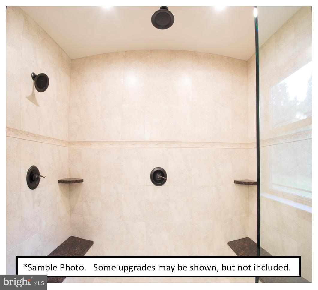 RIVER CREST - Residential