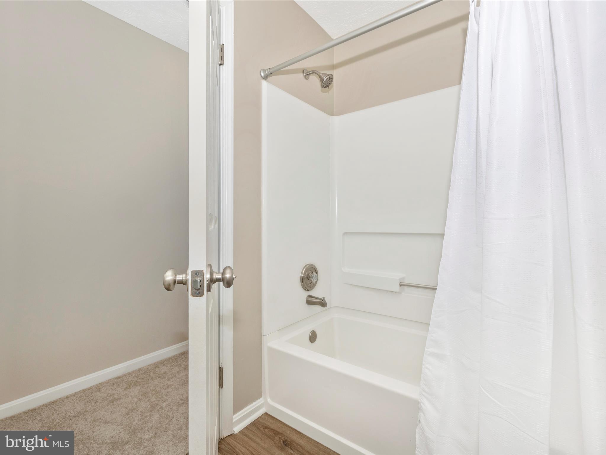 OLD FARM STATION - Residential