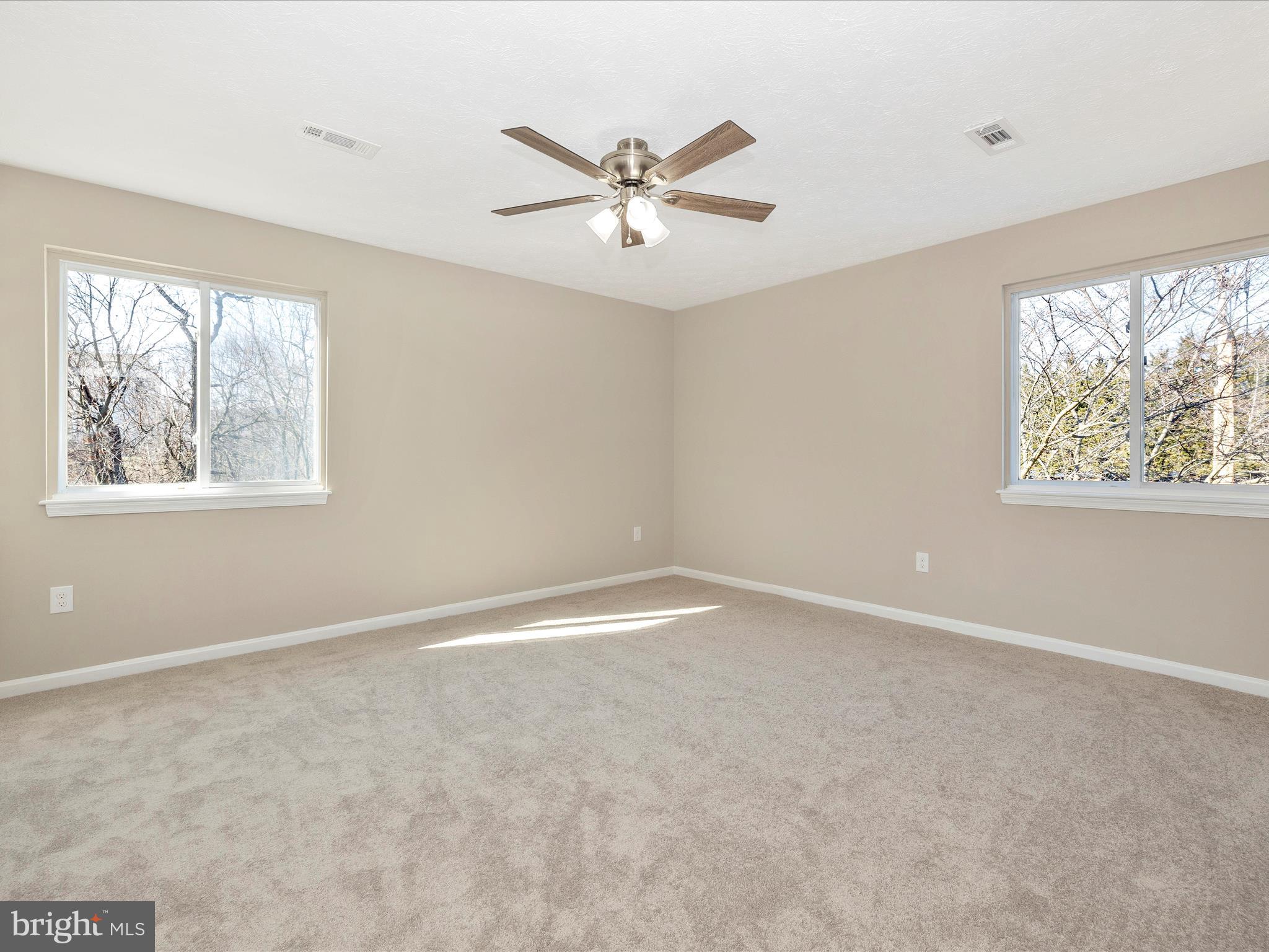 OLD FARM STATION - Residential