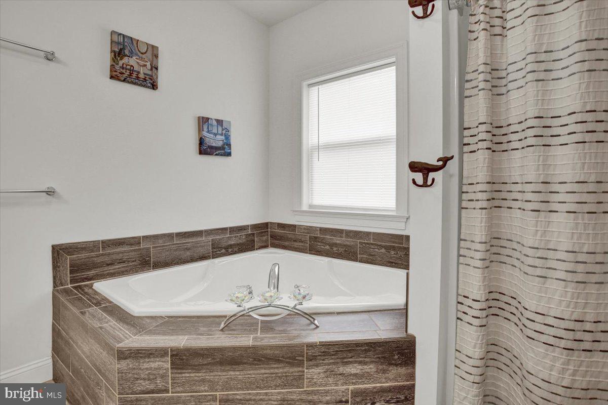 BUCKINGHAM PRESERVE - Residential