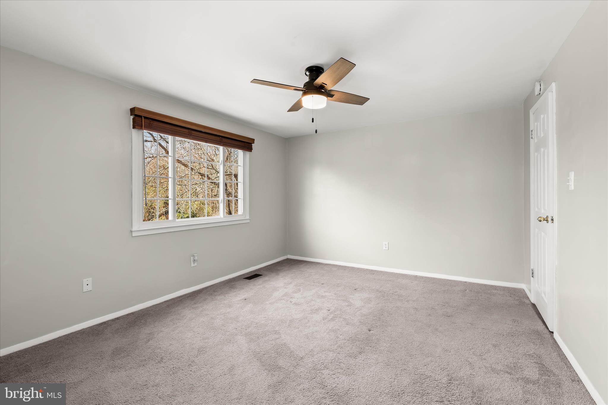 CROFTON SQUARE - Residential