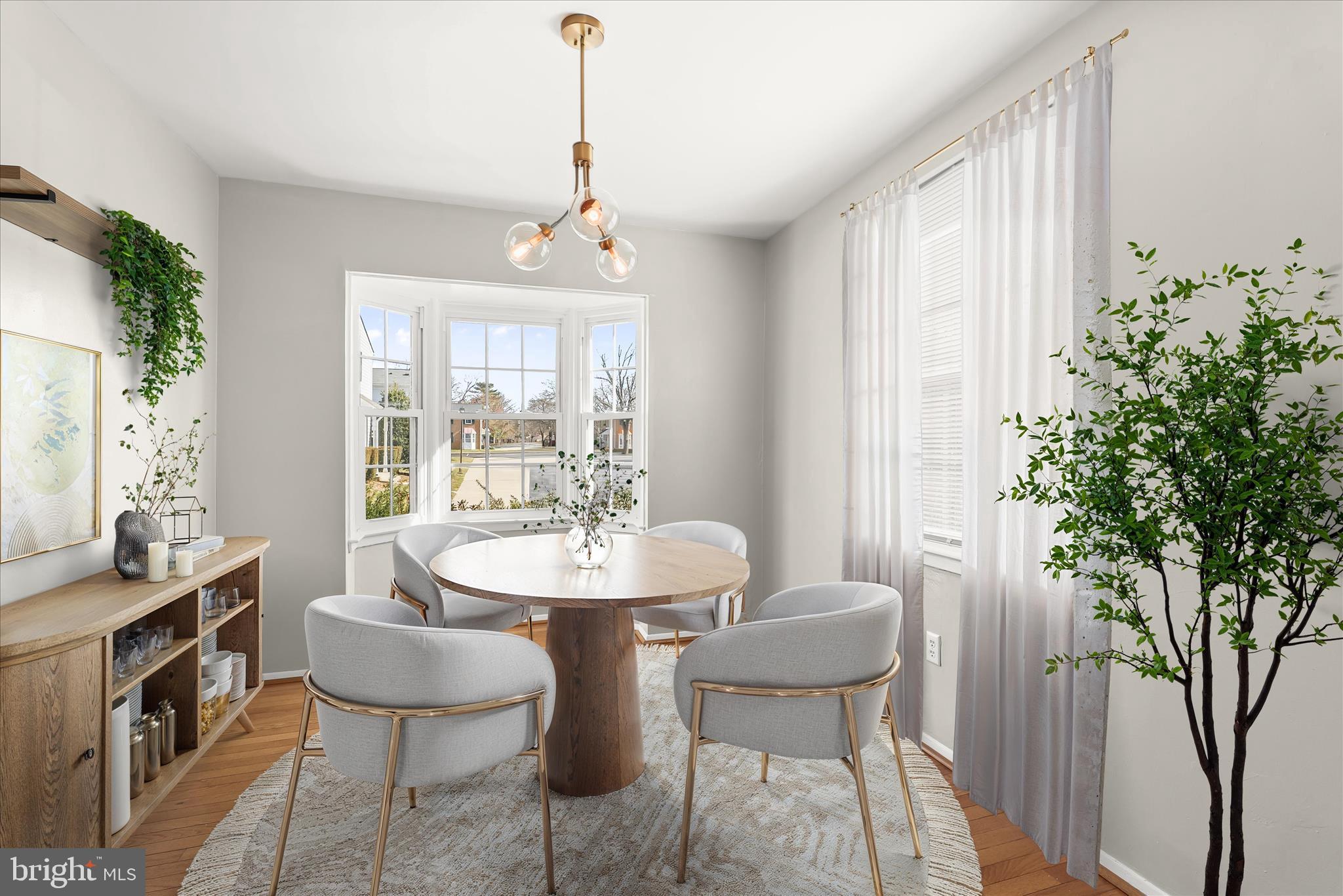 CROFTON SQUARE - Residential