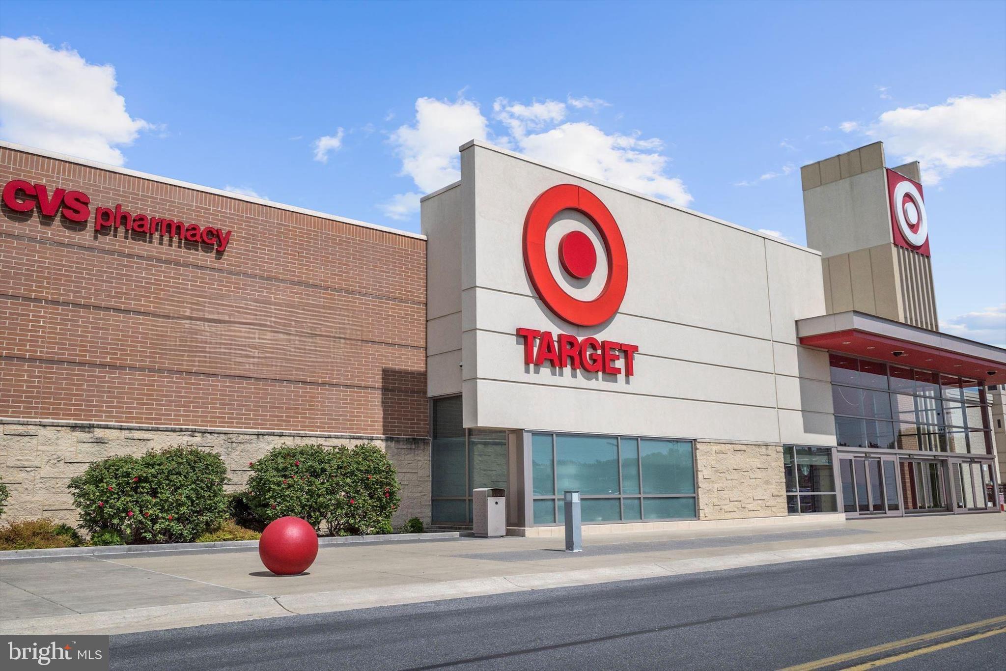 CROFTON SQUARE - Residential