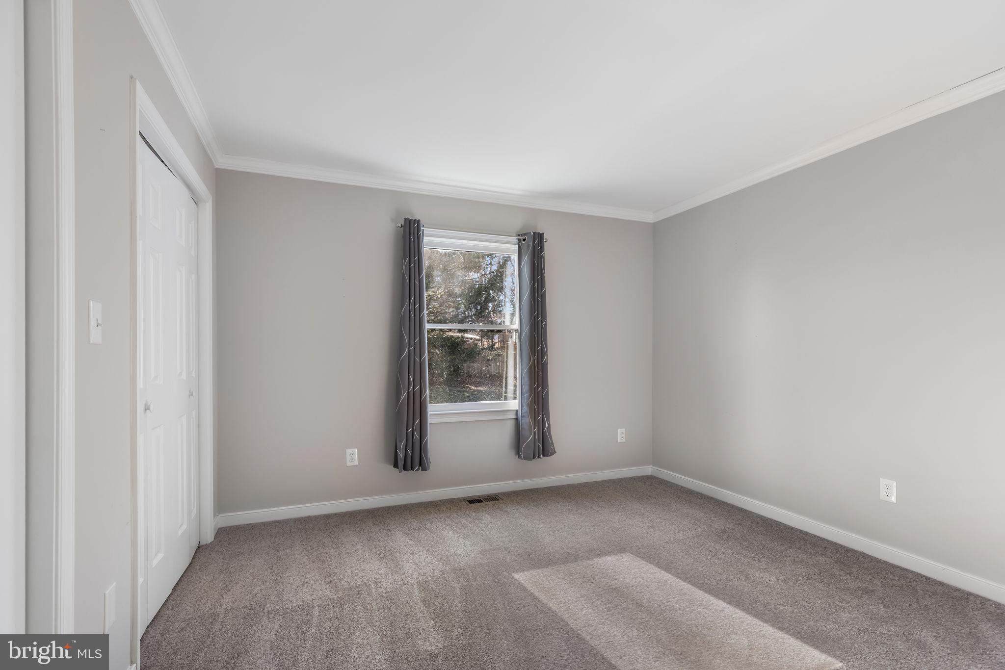 MAPLE GROVE - Residential