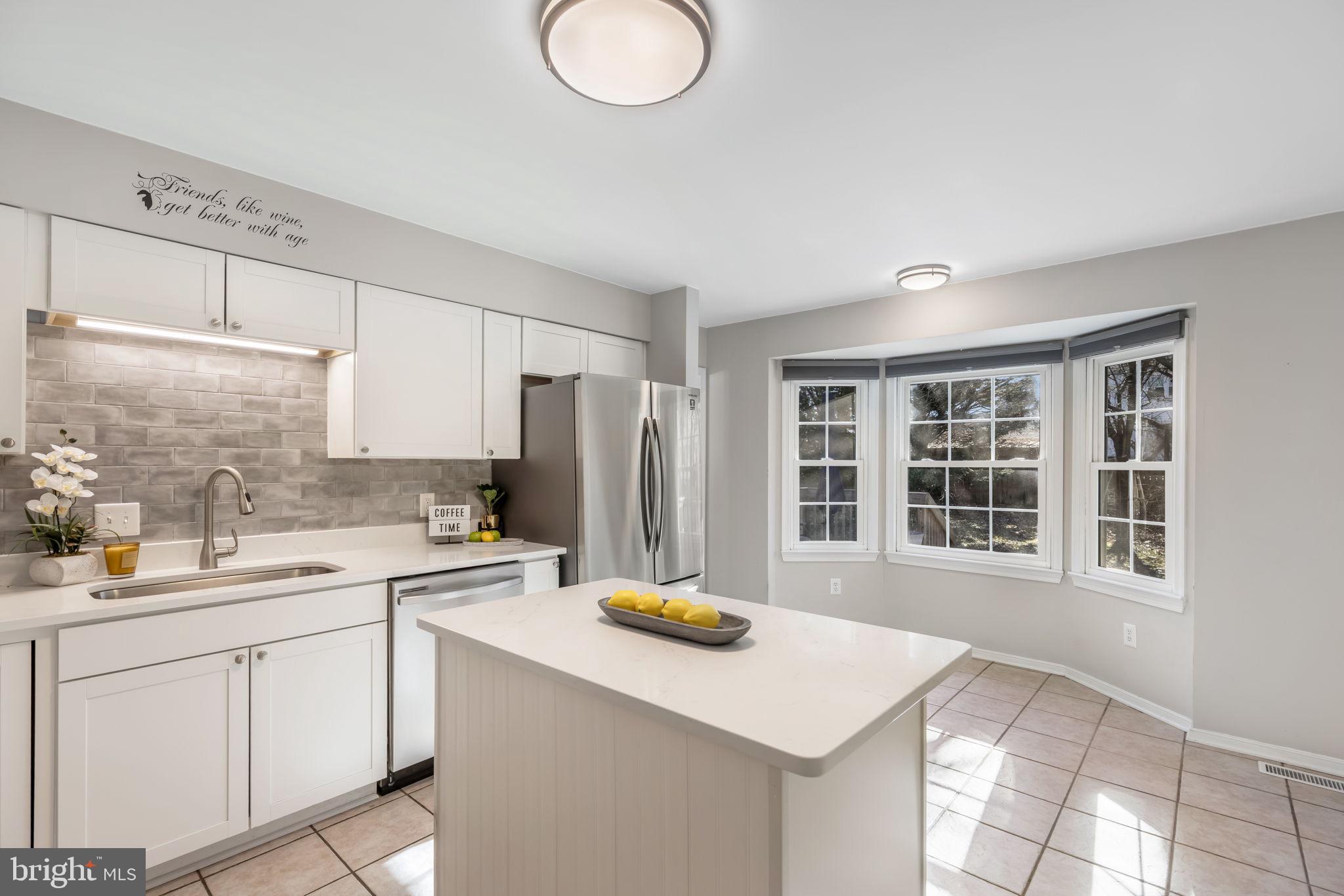 MAPLE GROVE - Residential