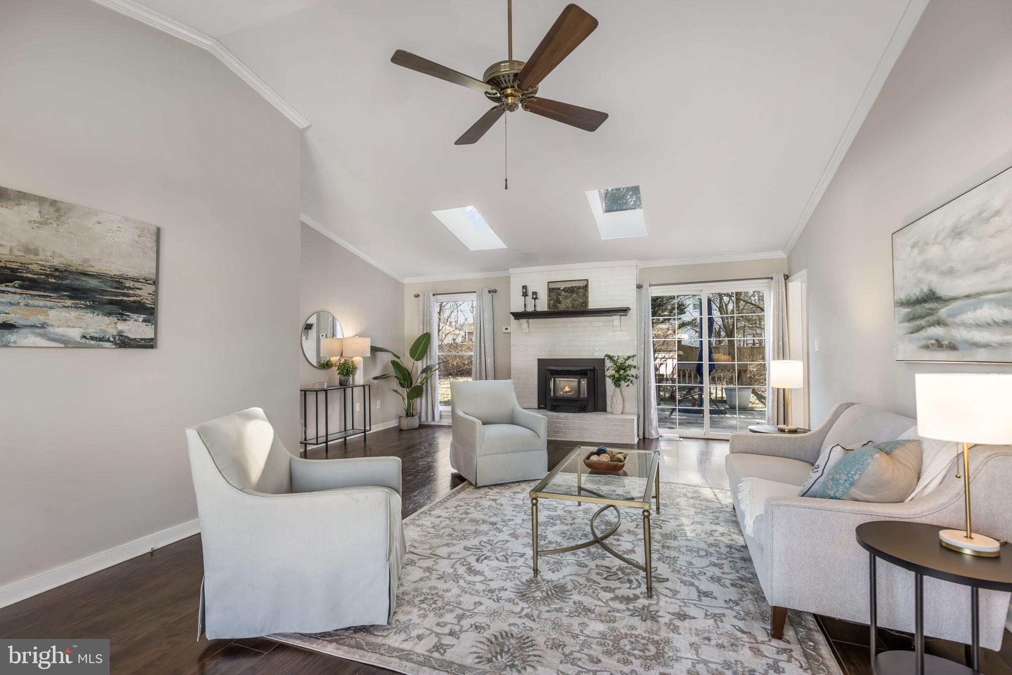 MAPLE GROVE - Residential