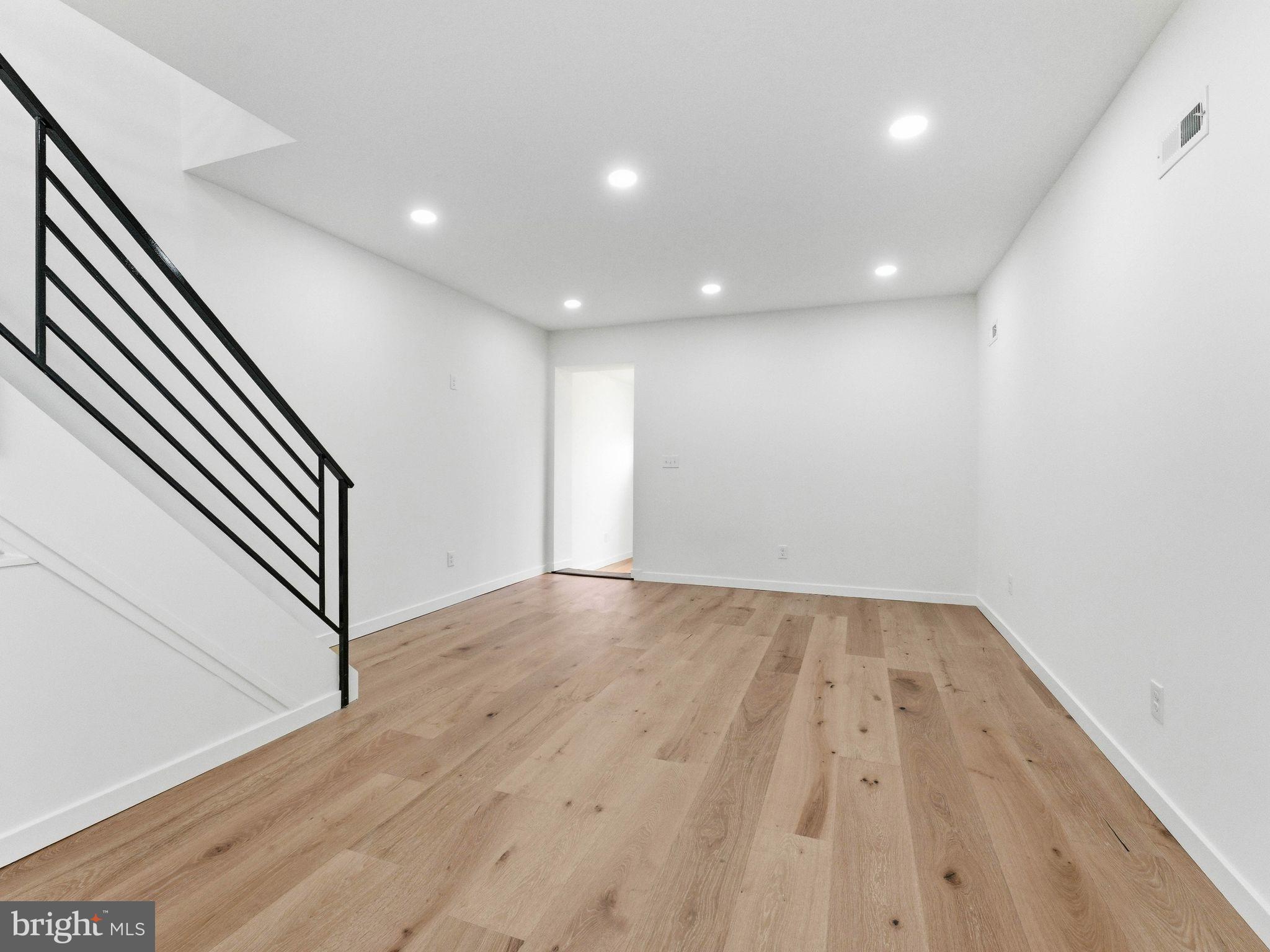 OVERBROOK - Residential