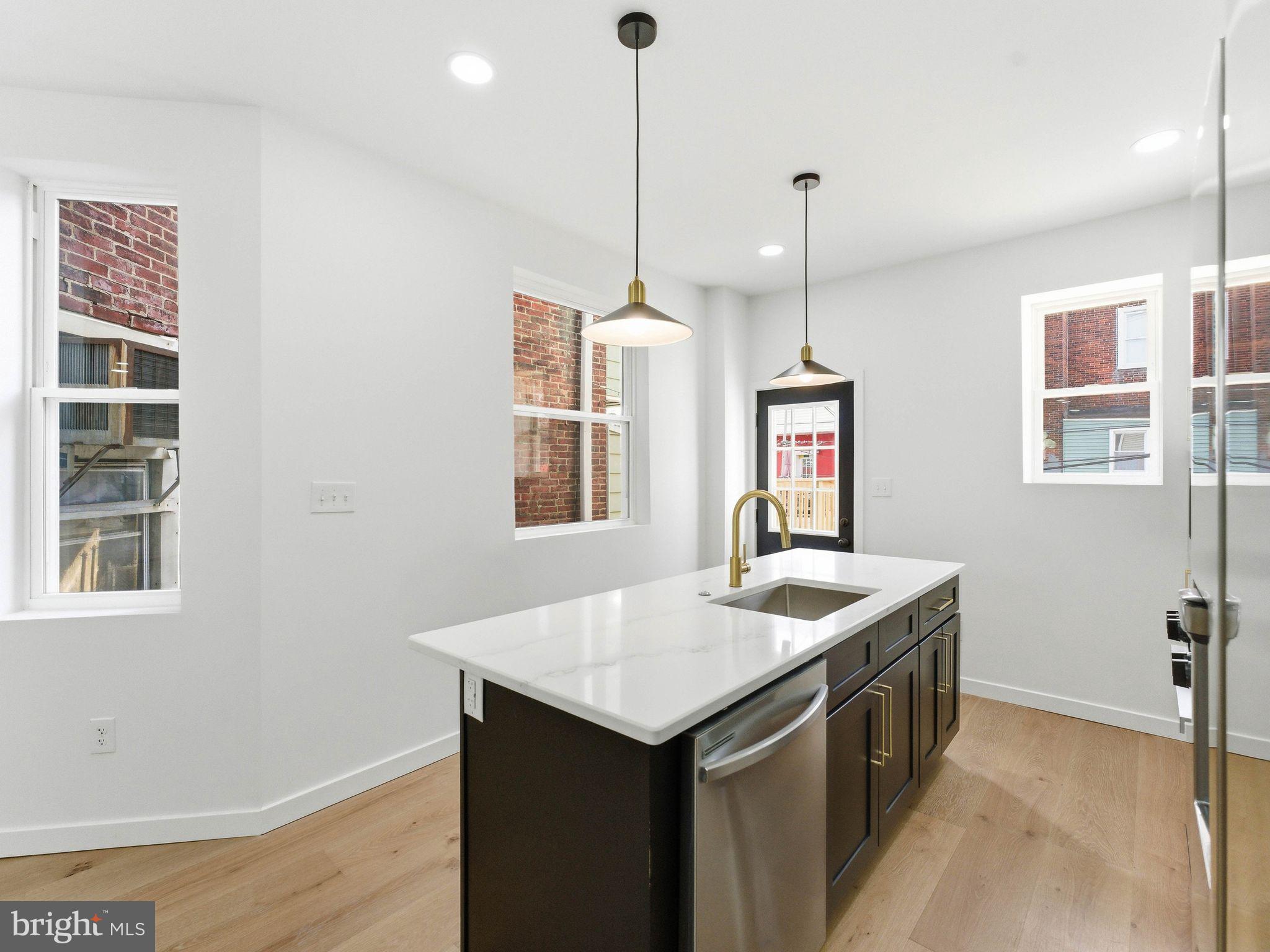 OVERBROOK - Residential