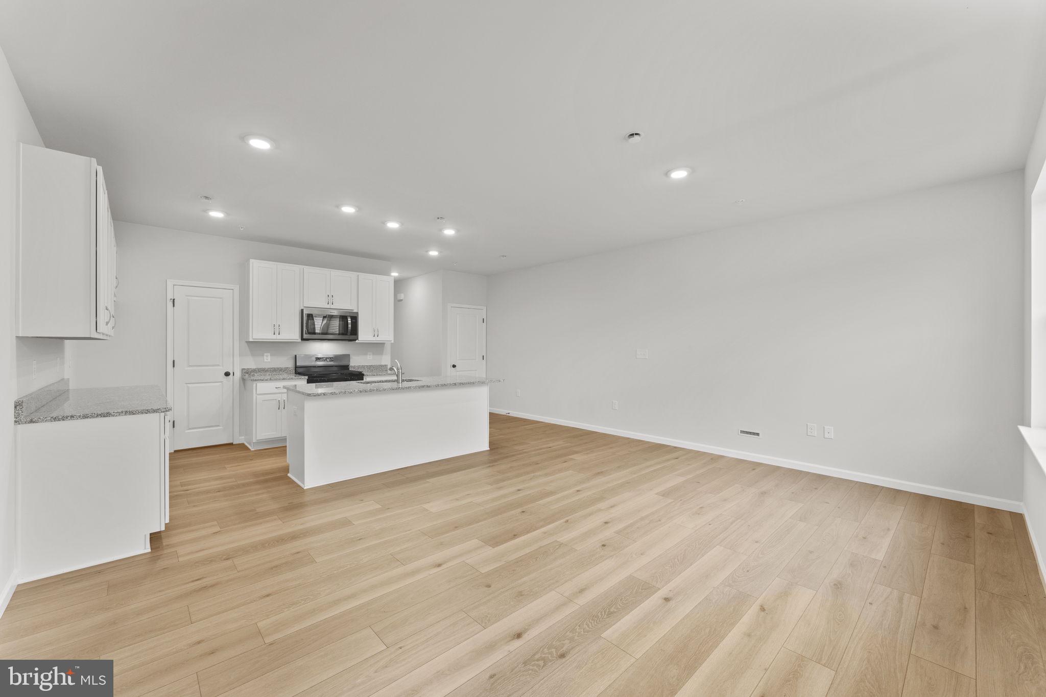 PERRY MILL - Residential