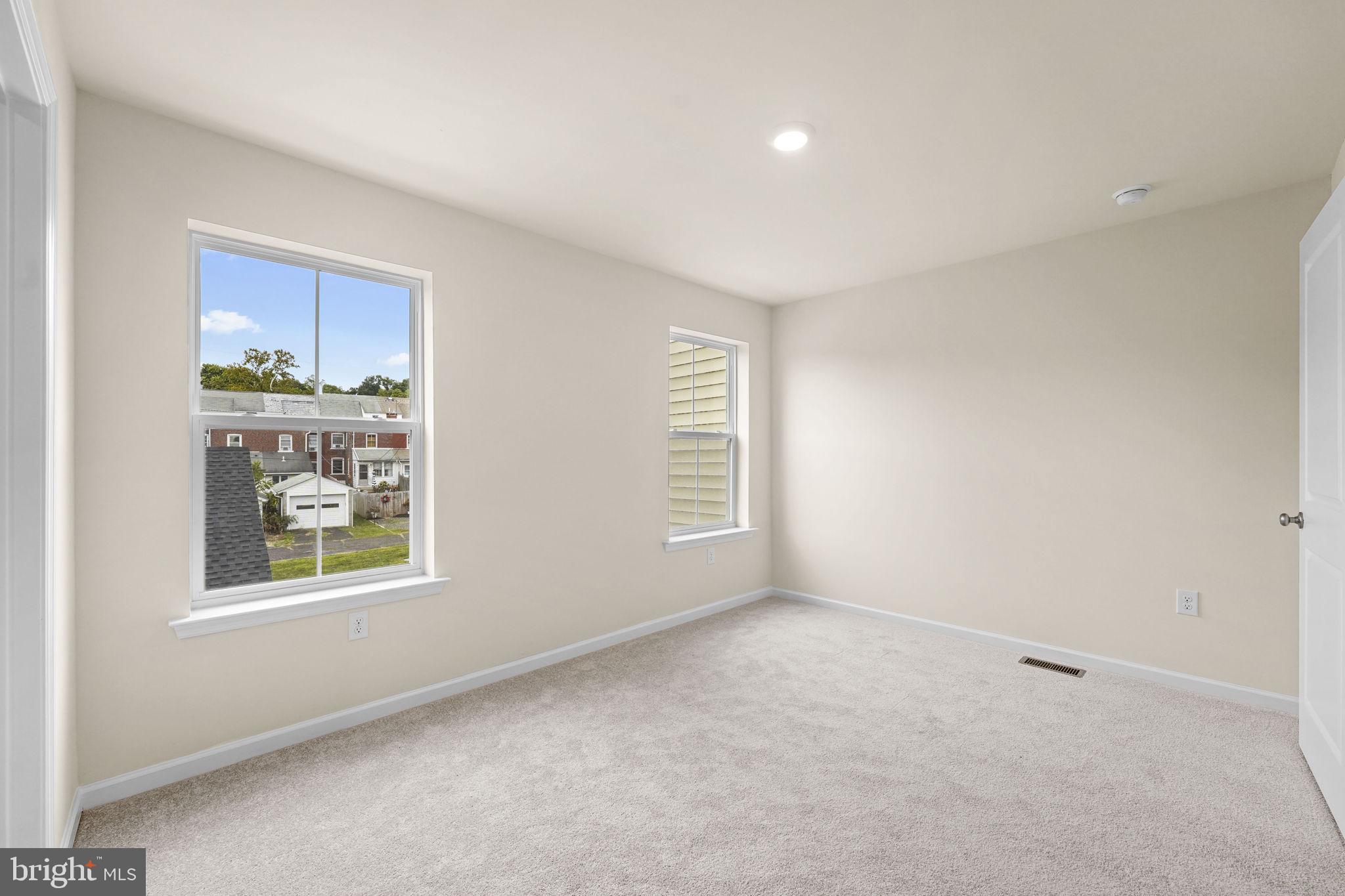 PERRY MILL - Residential