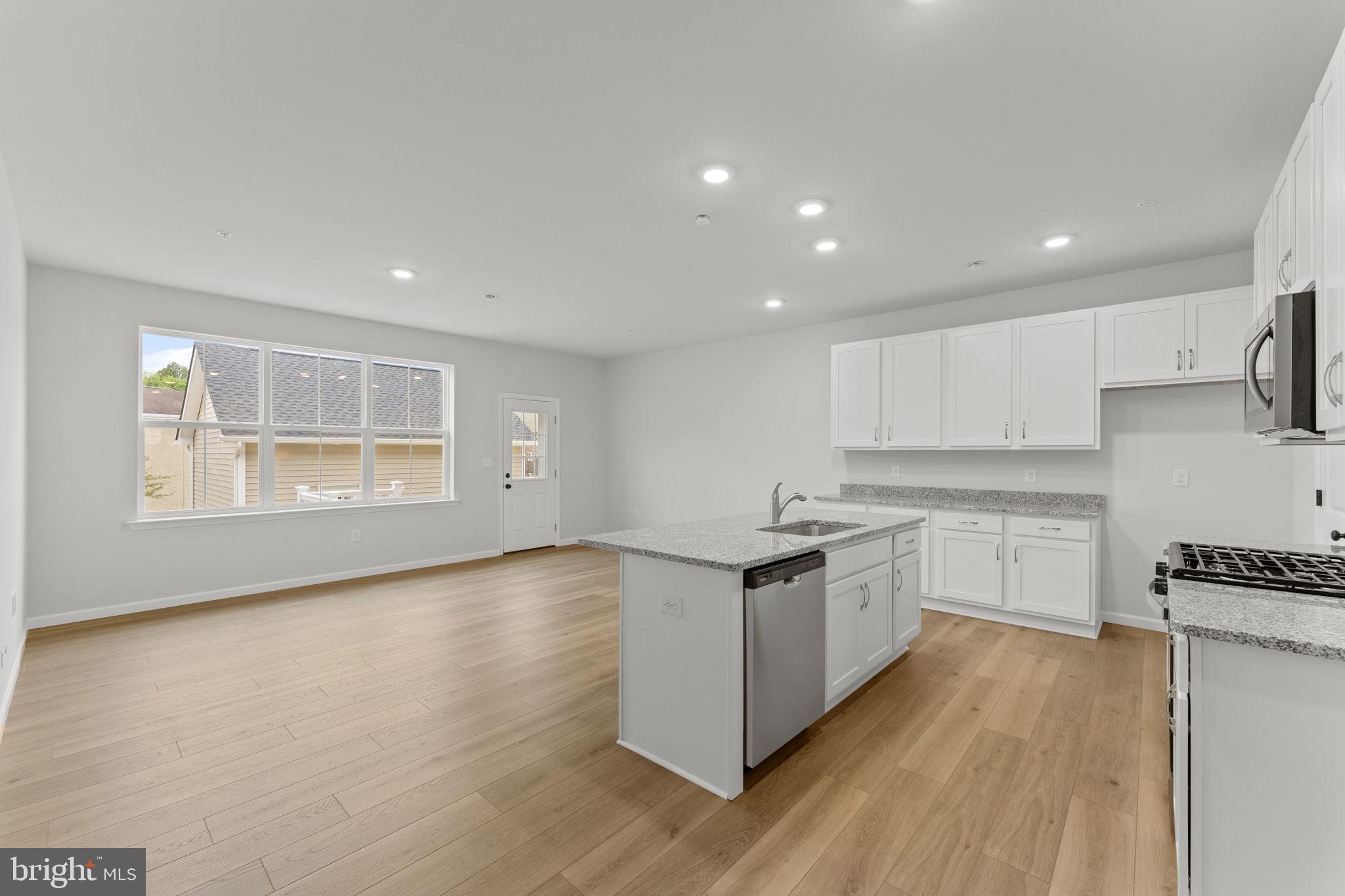 PERRY MILL - Residential